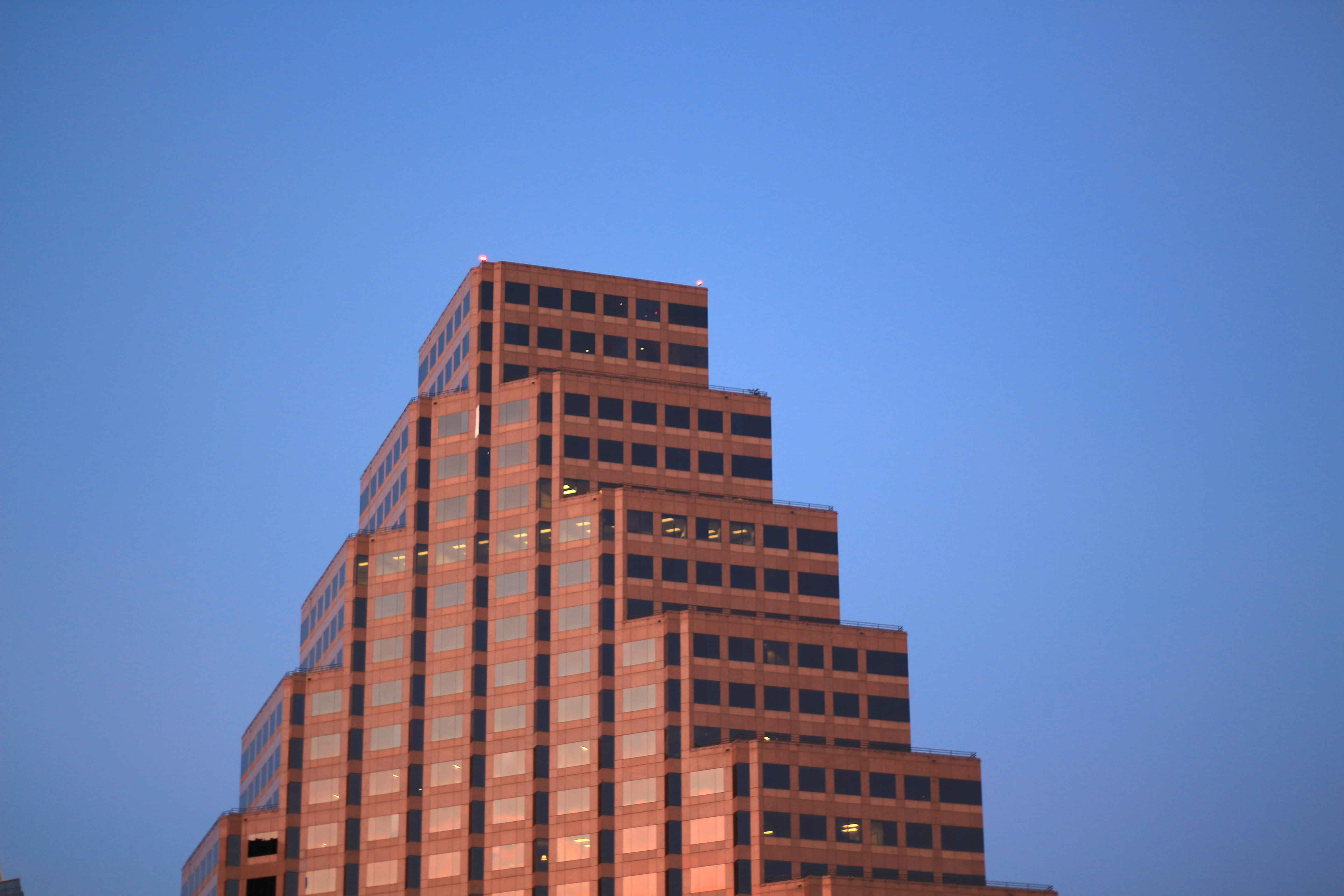goals, contemplation, architecture, united states, office, 5K, modern, city, clear sky, austin, nature, city life, office building exterior, copy space, HD Wallpaper