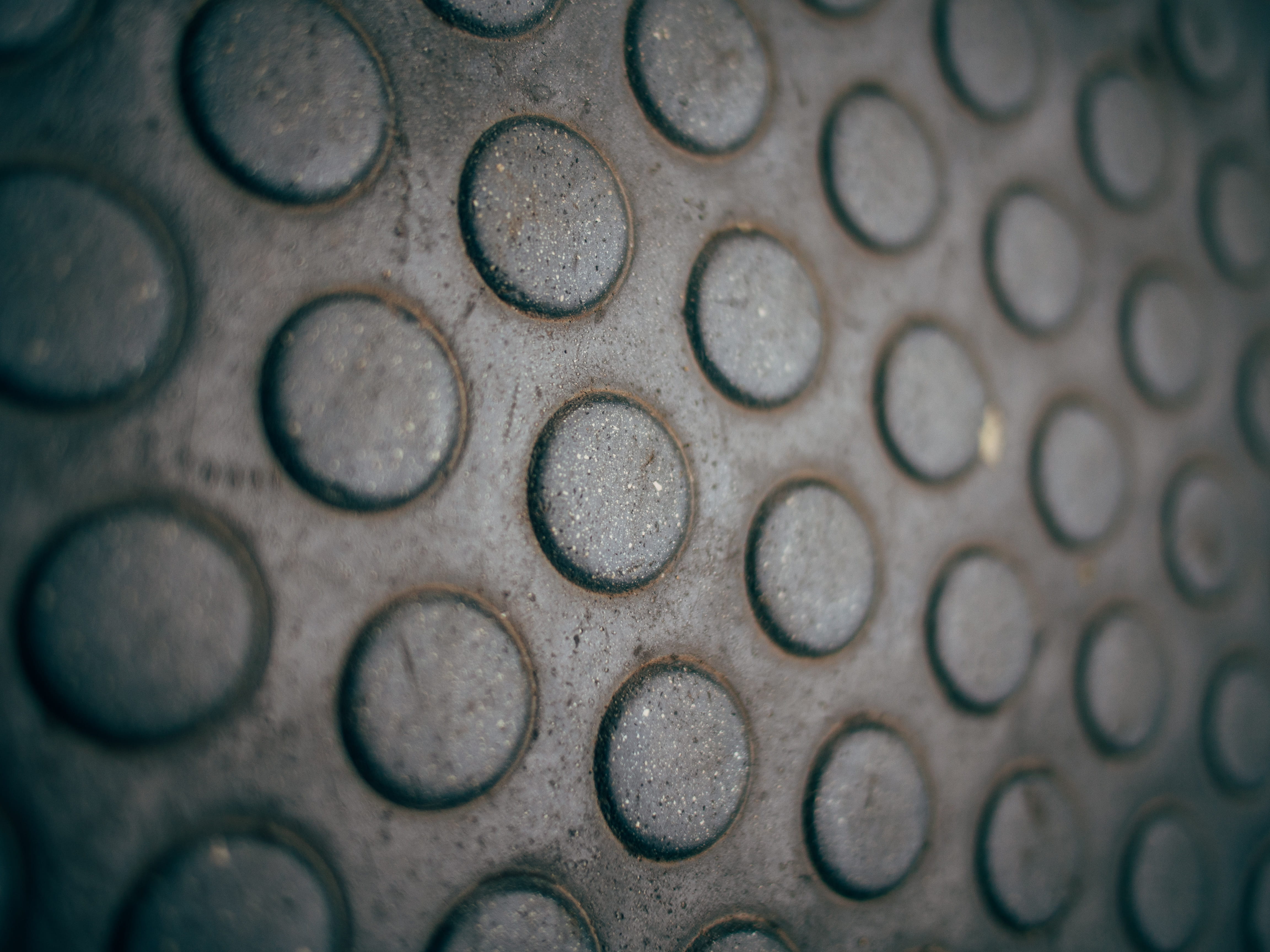 4K, drop, alloy, united kingdom, silver colored, metal, close-up, design, day, textured, full frame, texture, backgrounds, steel, shape, manchester, nature, HD Wallpaper