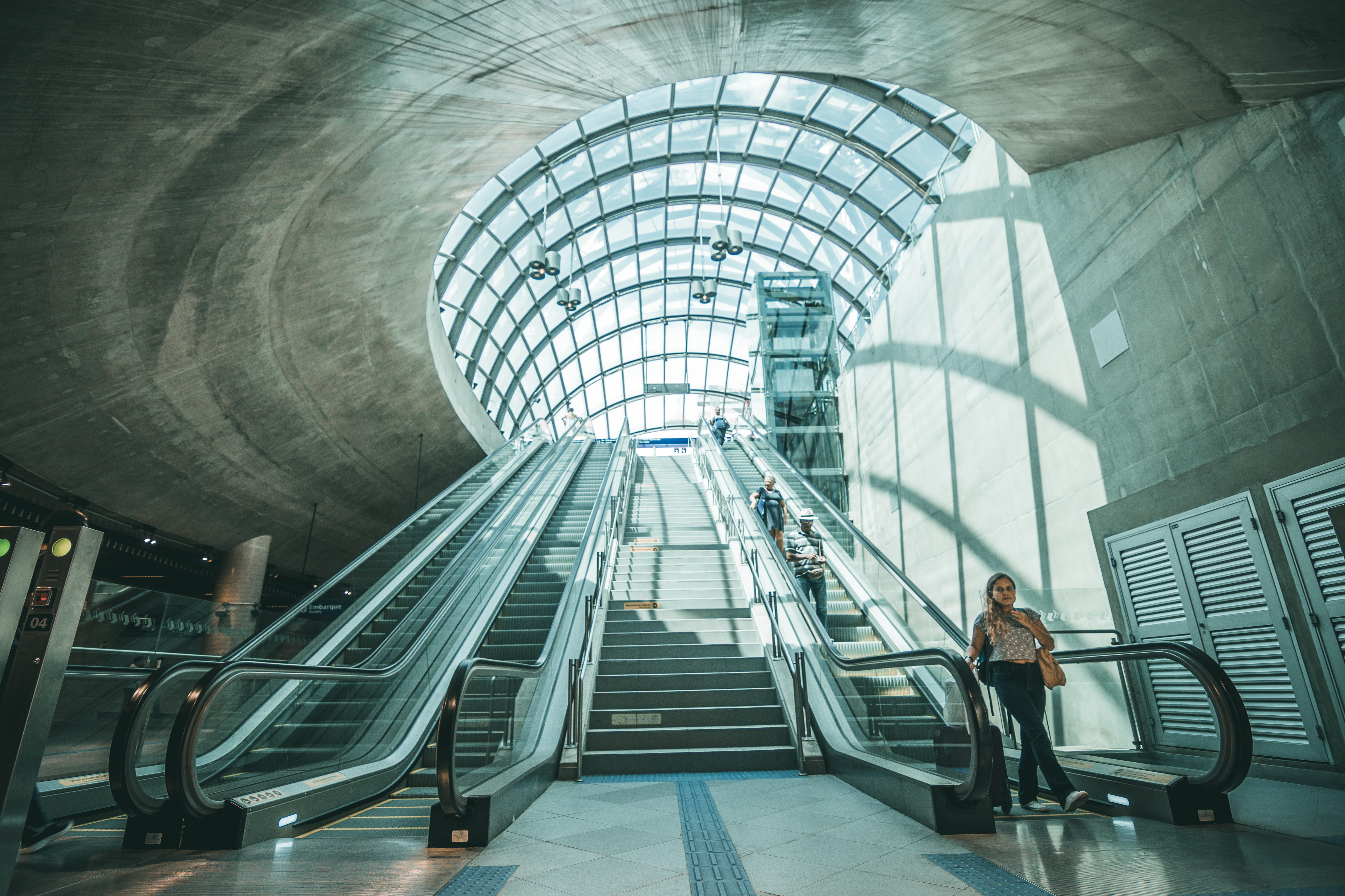 building, ceiling, adult, perspective, transportation, railing, lifestyles, real people, stairs, modern, terminal, standing, stairway, steps and staircases, HD Wallpaper