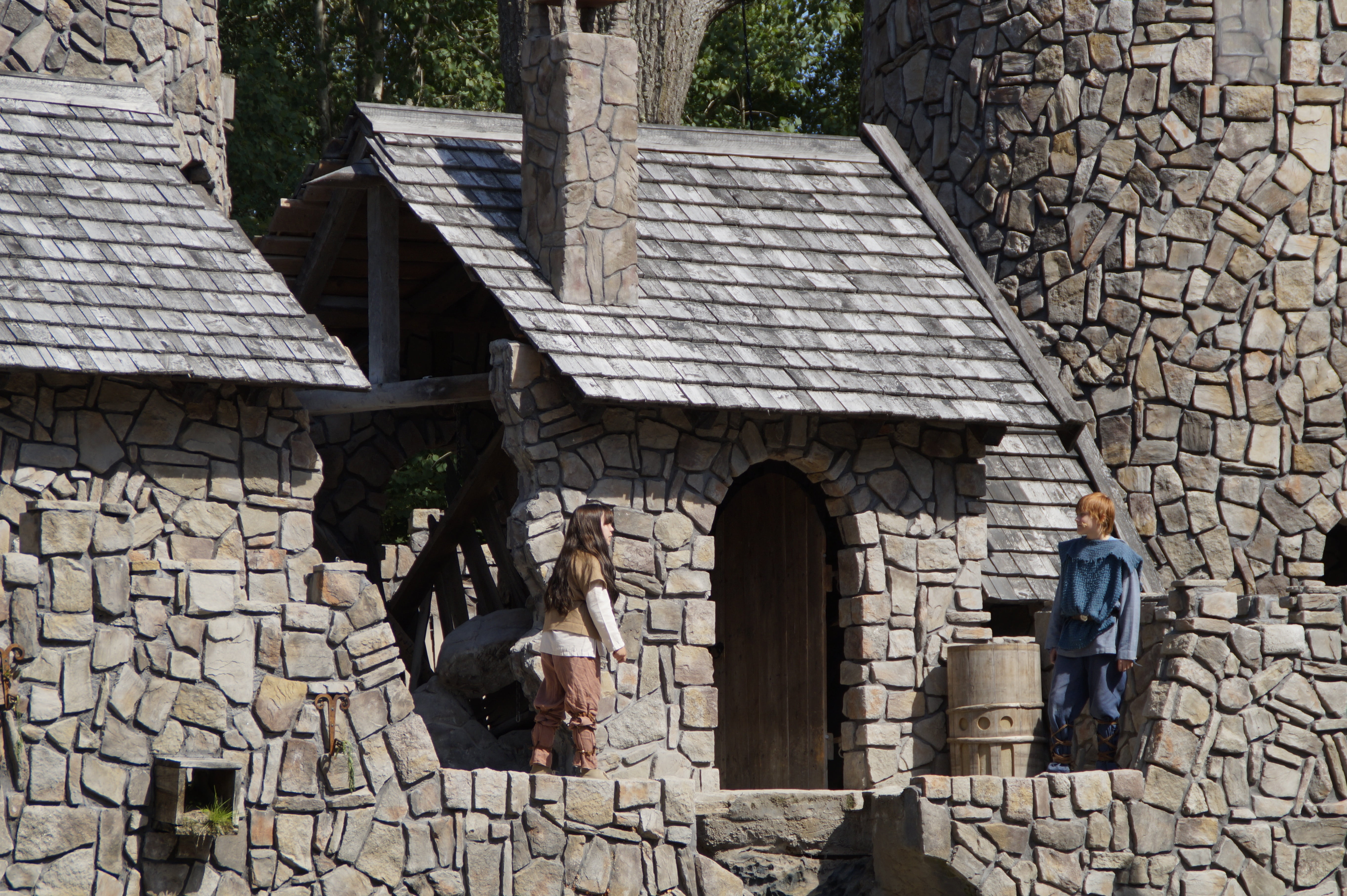 history, 5K, vimmerby, lifestyles, men, film, building, wall, astrid lindgrens world, stone wall, architecture, real people, play, outdoors, known, nature, HD Wallpaper