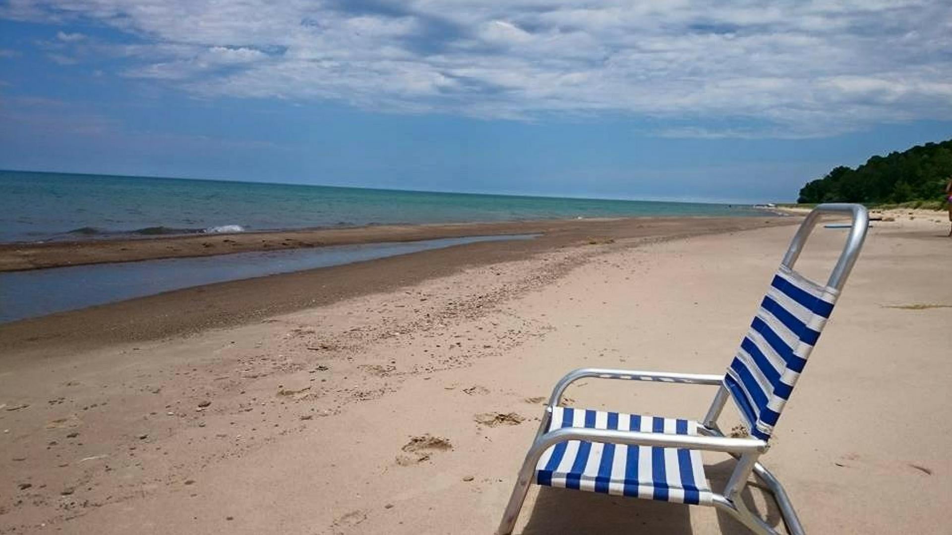 chair, sand, empty, lake, tranquility, 1080P, united states, seat, sky, town line beach, blue, scenics - nature, usa, nature, land, michigan, horizon over water, HD Wallpaper