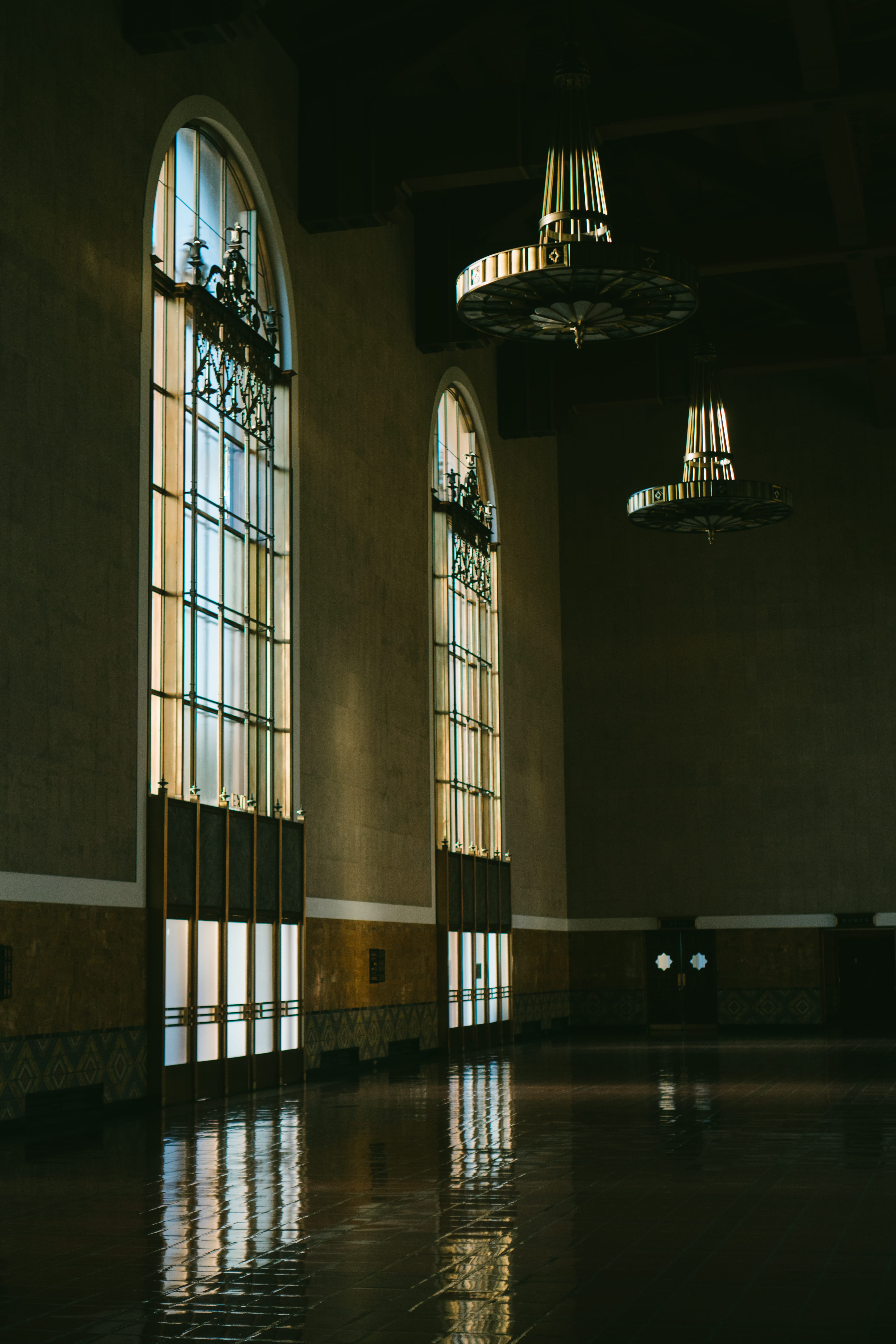 lighting equipment, day, reflection, los angeles, religion, place of worship, ceiling, no people, window, indoors, glass - material, interior, windows, Phone HD Wallpaper