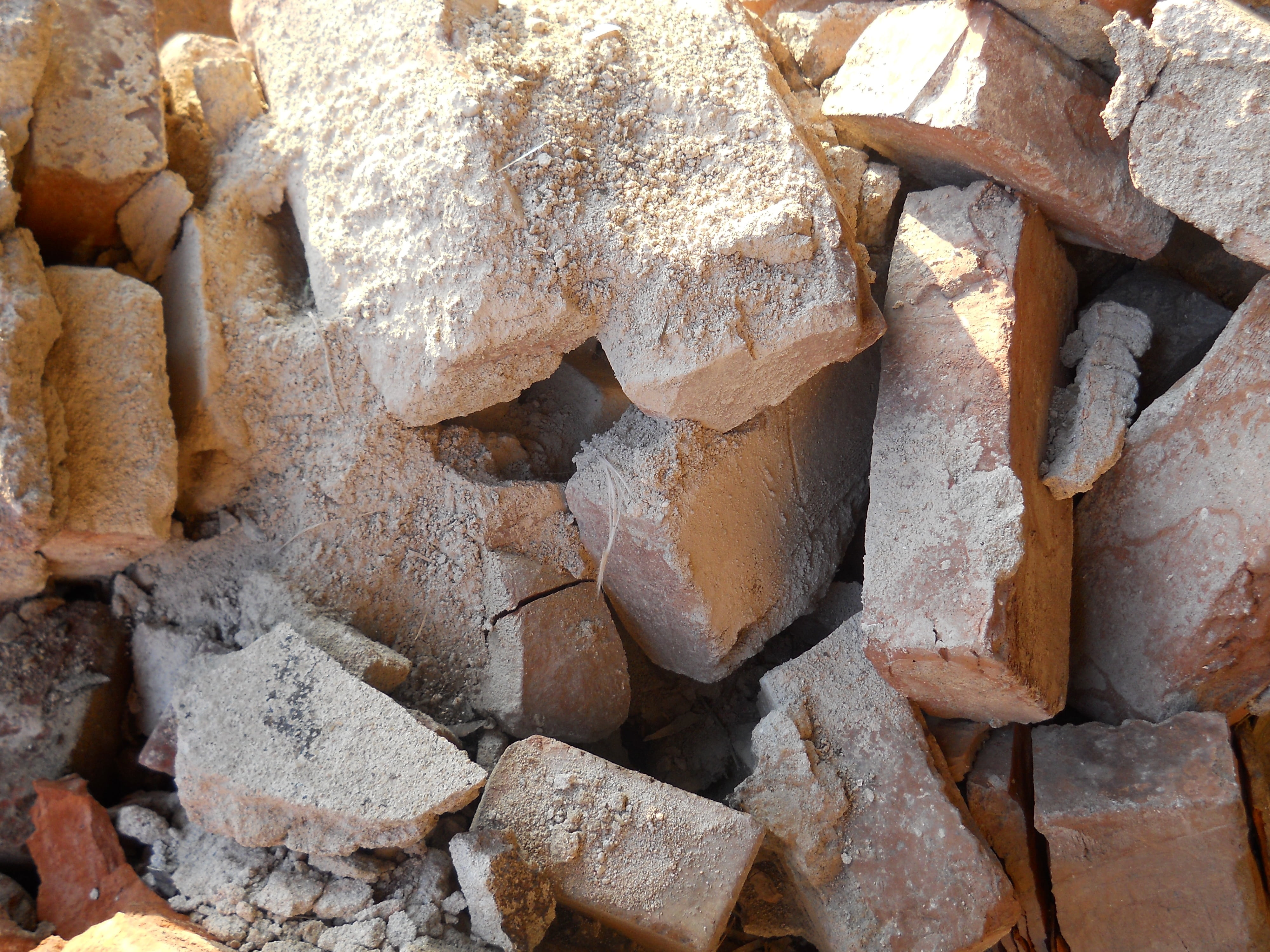 4K, solid, wall of bricks, wall, no people, nature, plaster, brick, stone - object, artwork, large group of objects, rock - object, backgrounds, textured, HD Wallpaper