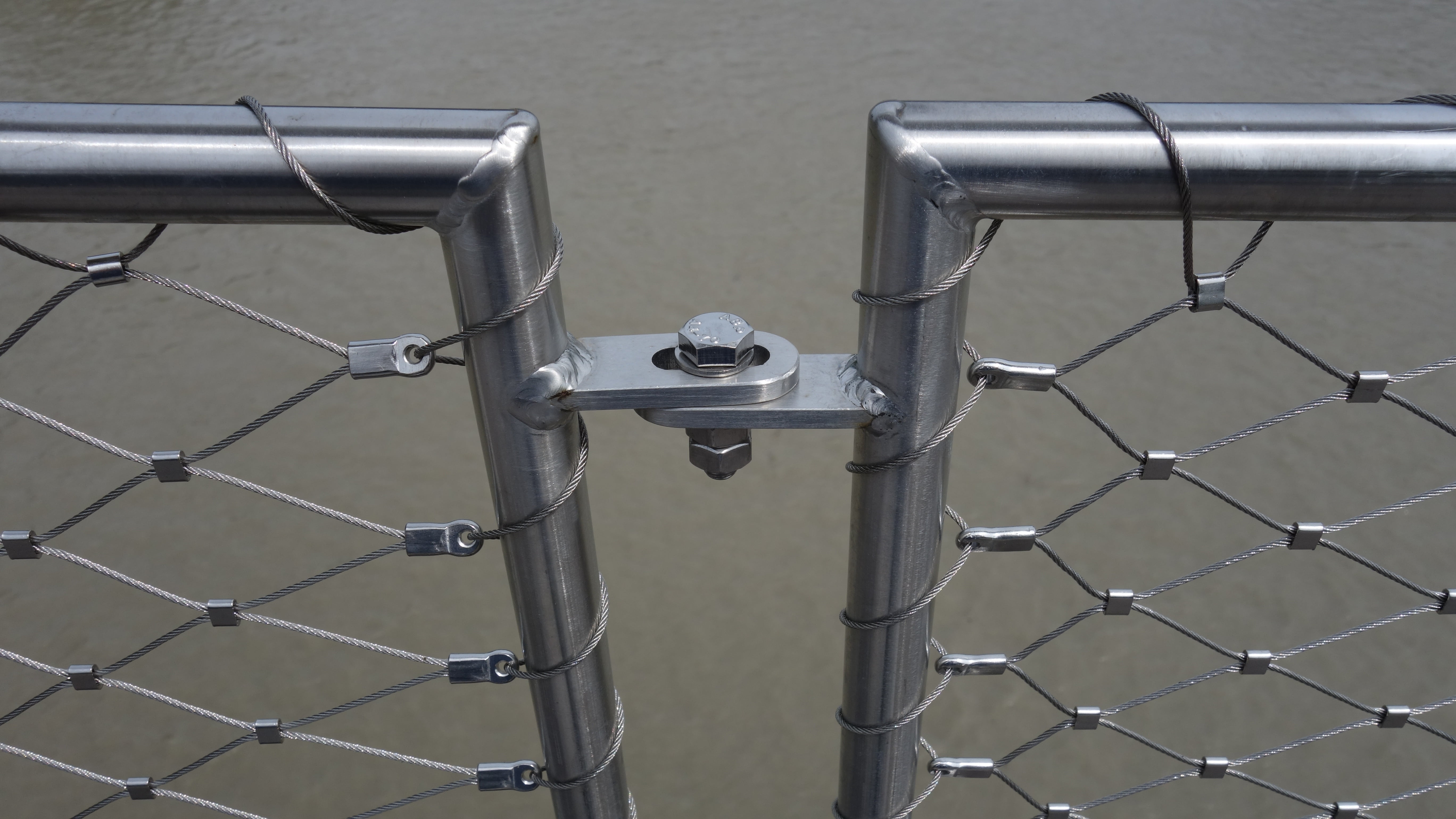close-up, barrier, metal, wire, security, bolt connection, technology, screwed, silver colored, day, surveillance, architecture, no people, lock, alloy, HD Wallpaper