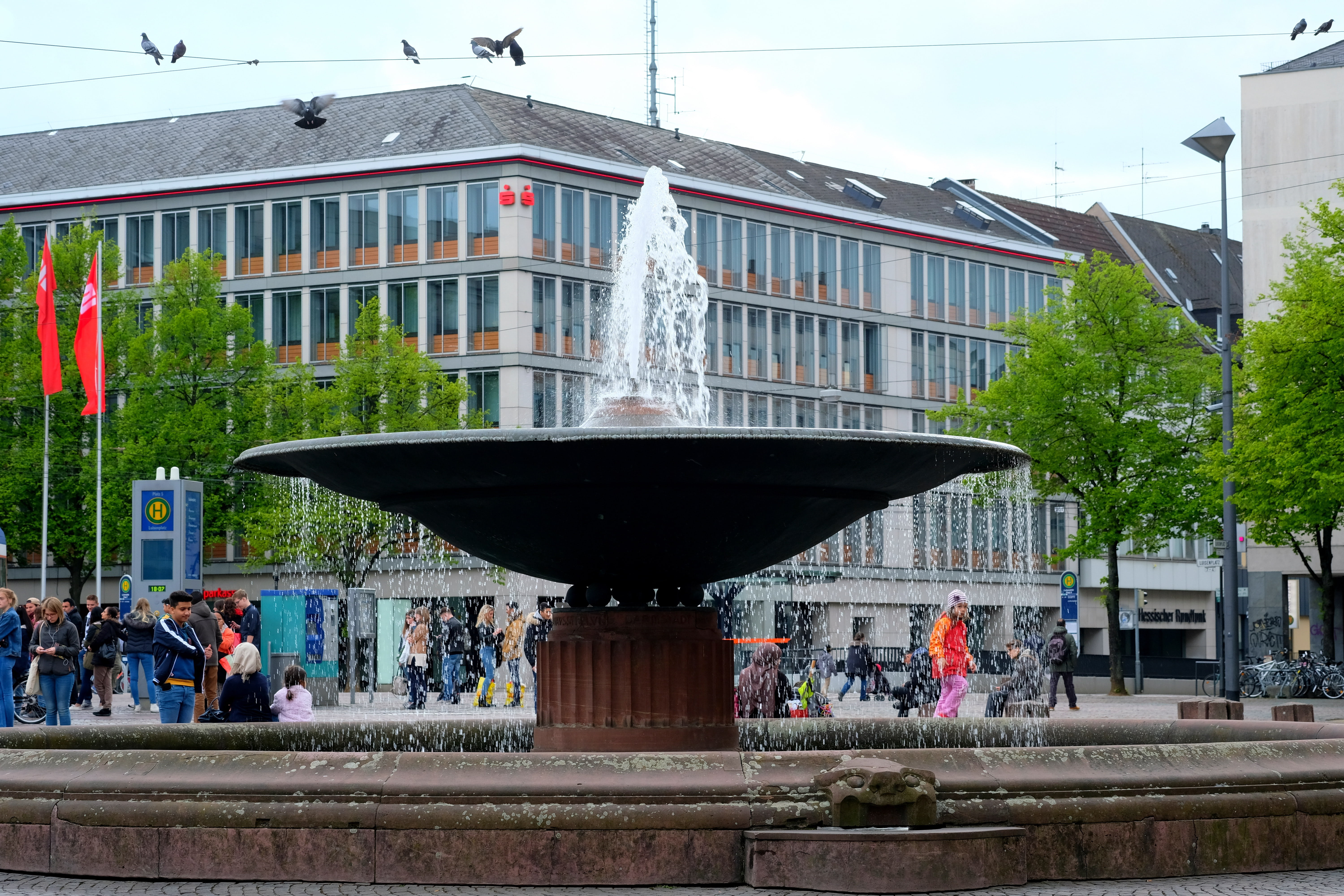 marketplace, tourism, people, versatility, human, motion, nature, collection, stadtmitte, downtown, spray, men, sky, building exterior, city, modern, population, HD Wallpaper