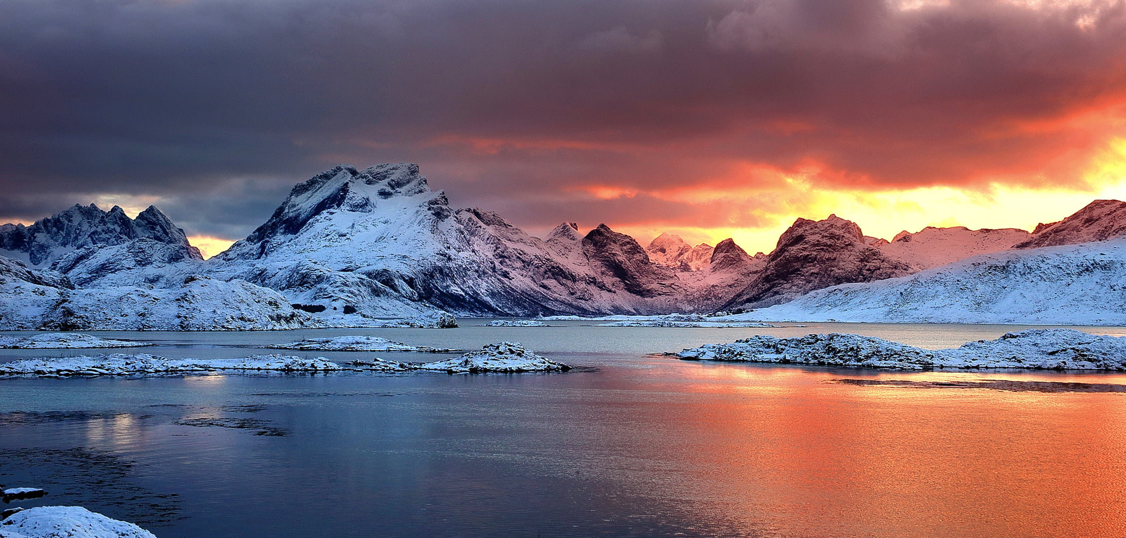 Iceland, snowcapped mountain, sea, Stars, Aurora, cold temperature, Lake, capped, landscape, environment, Winter, lagoon, nature, travel destinations, mountain range, HD Wallpaper