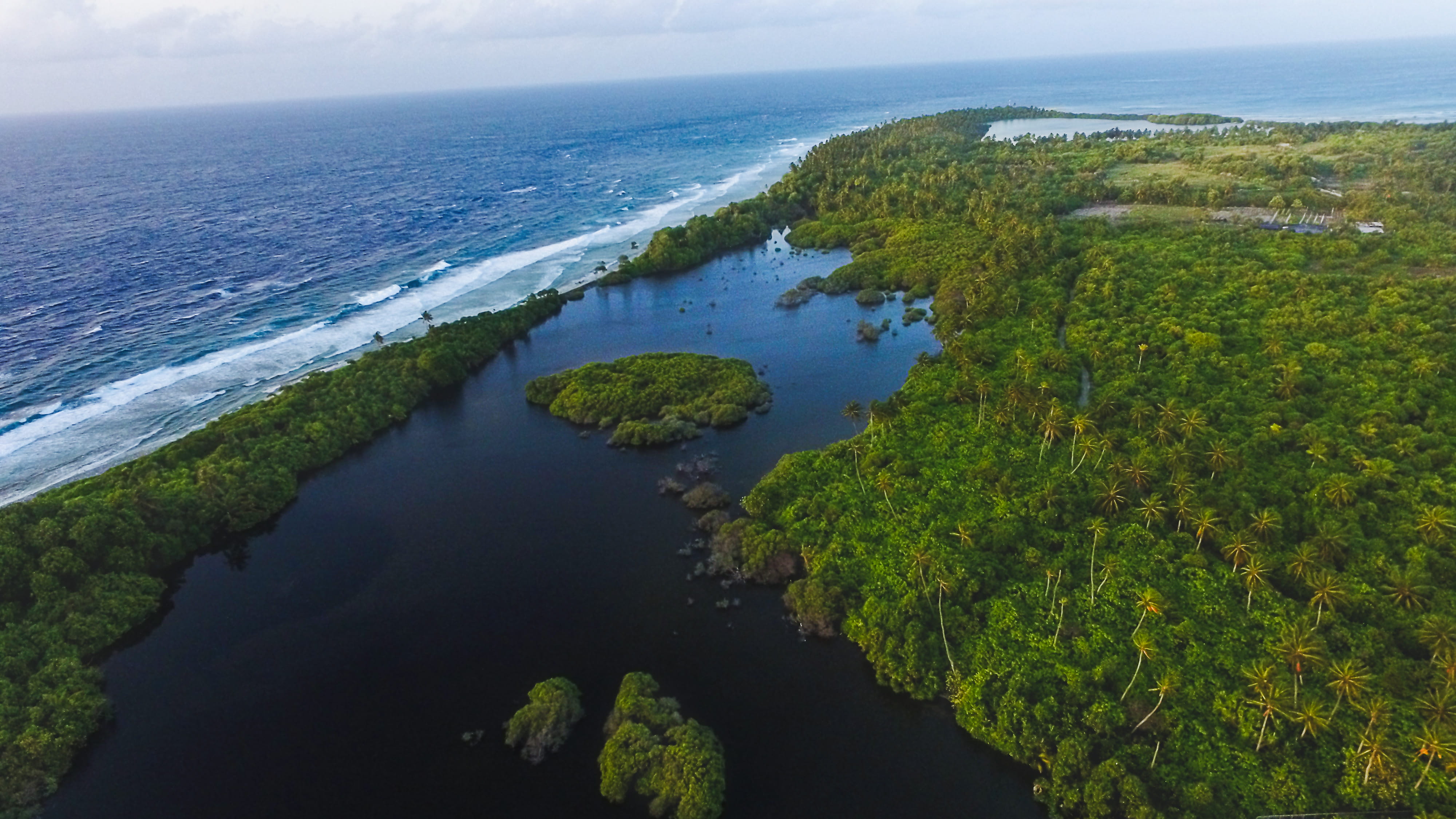 sky, horizon, non-urban scene, arial, day, outdoors, land, no people, 4K, green color, maldives, tranquil scene, sea, horizon over water, scenics - nature, HD Wallpaper