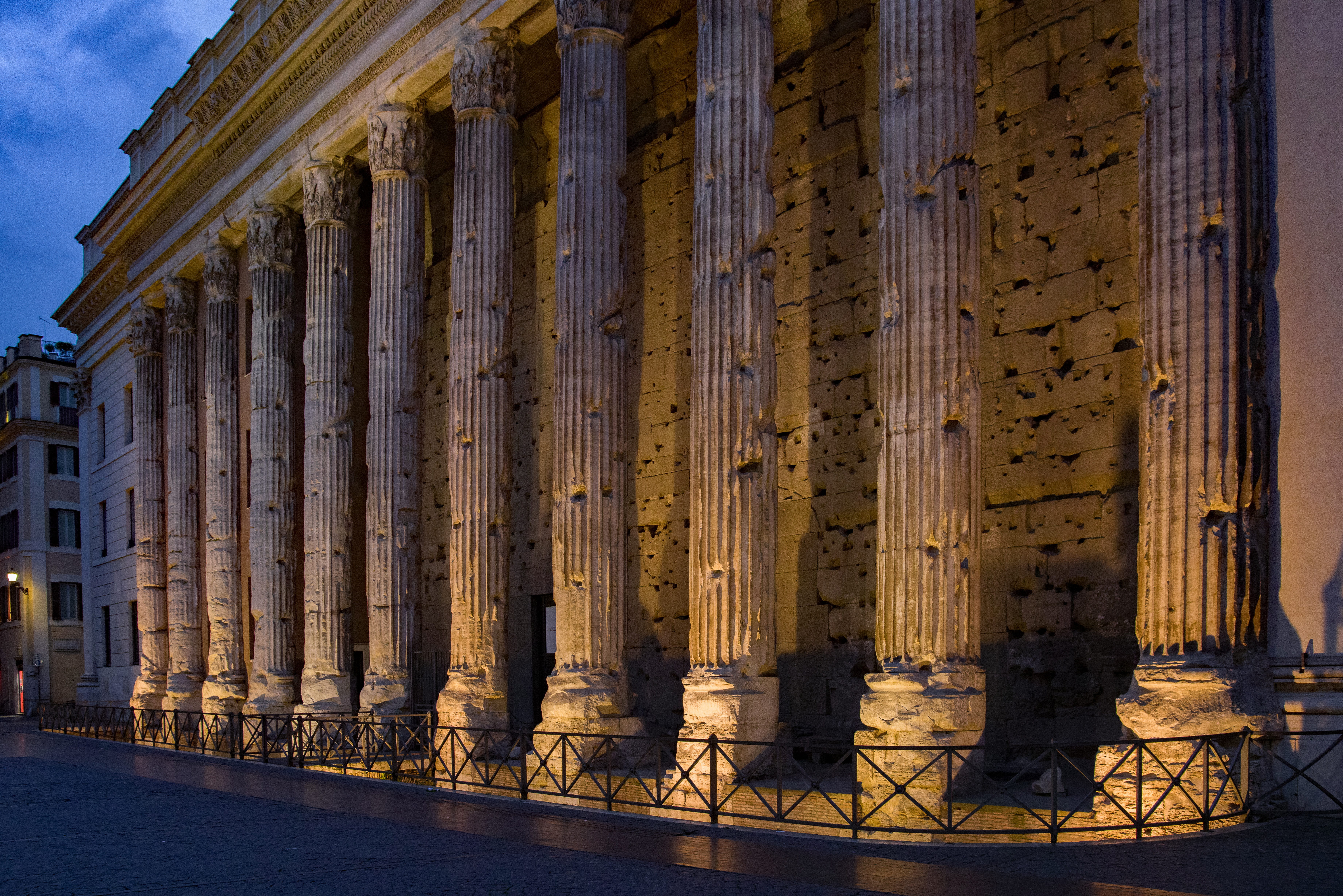 stone, travel, rome, architecture, travel destinations, ancient, in a row, history, temple, day, column, 5K, city, sky, sunrise, the past, dawn, antique, HD Wallpaper