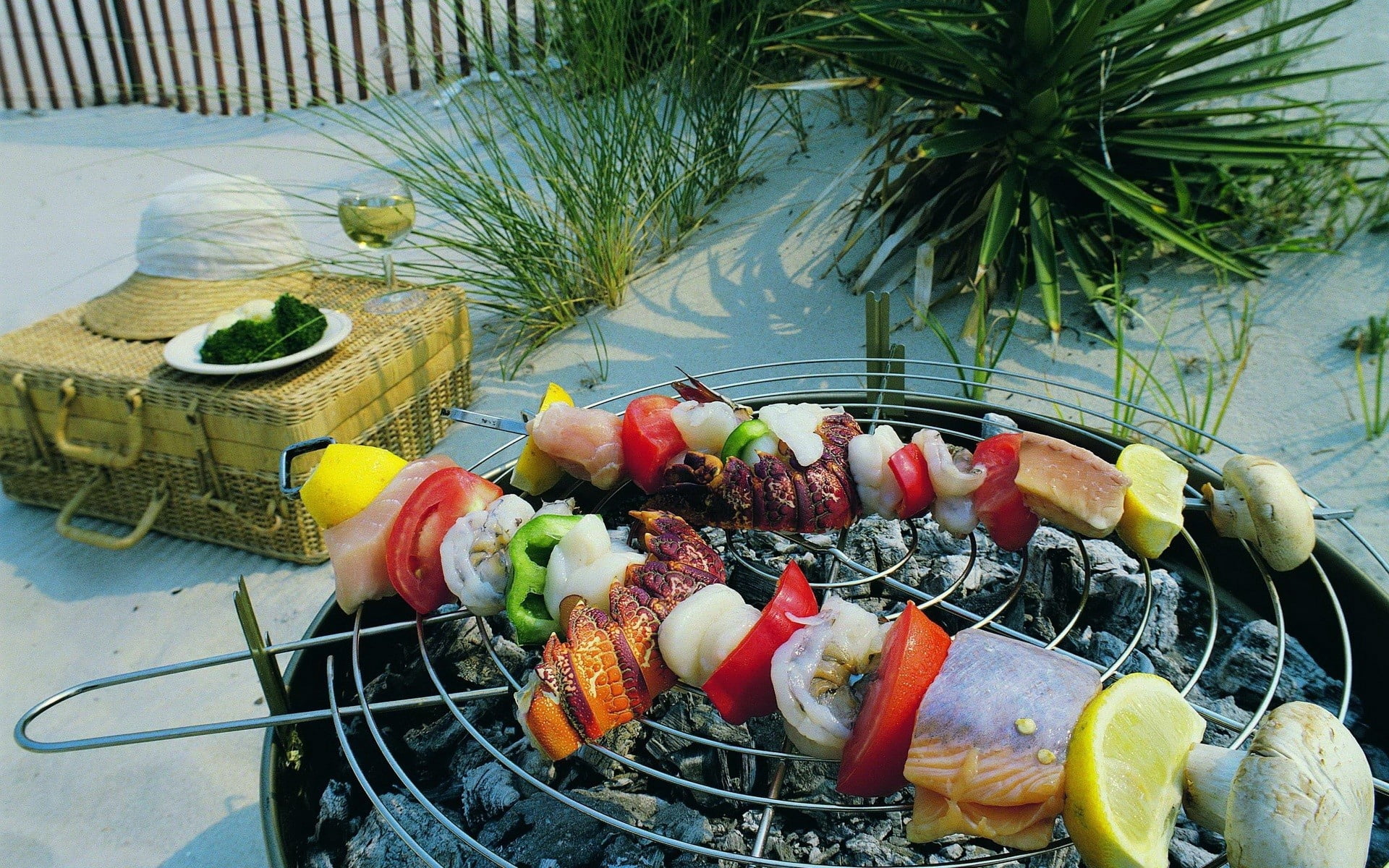 freshness, barbecue grill, outdoors, vegetables, no people, still life, tomato, skewer, kebabs, vegetable, grill, fruit, food and drink, seafood, meat, HD Wallpaper