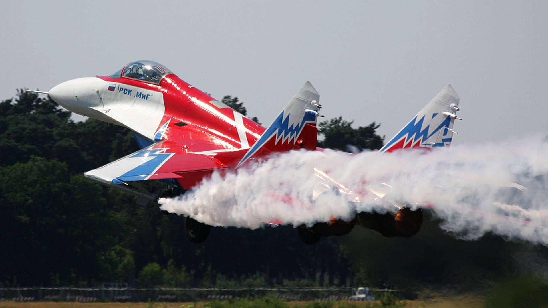 1080P, aerobatics, airshow, military, nature, no people, plane, performance, day, on the move, fighter plane, transportation, flying, air force, speed, HD Wallpaper
