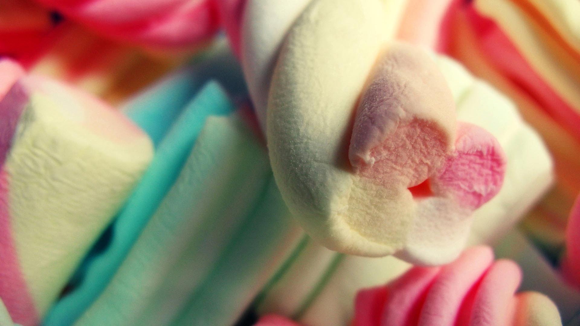 yellow, pink, 1080P, hd, twisted, marshmallow, orange, marshmellows, HD Wallpaper