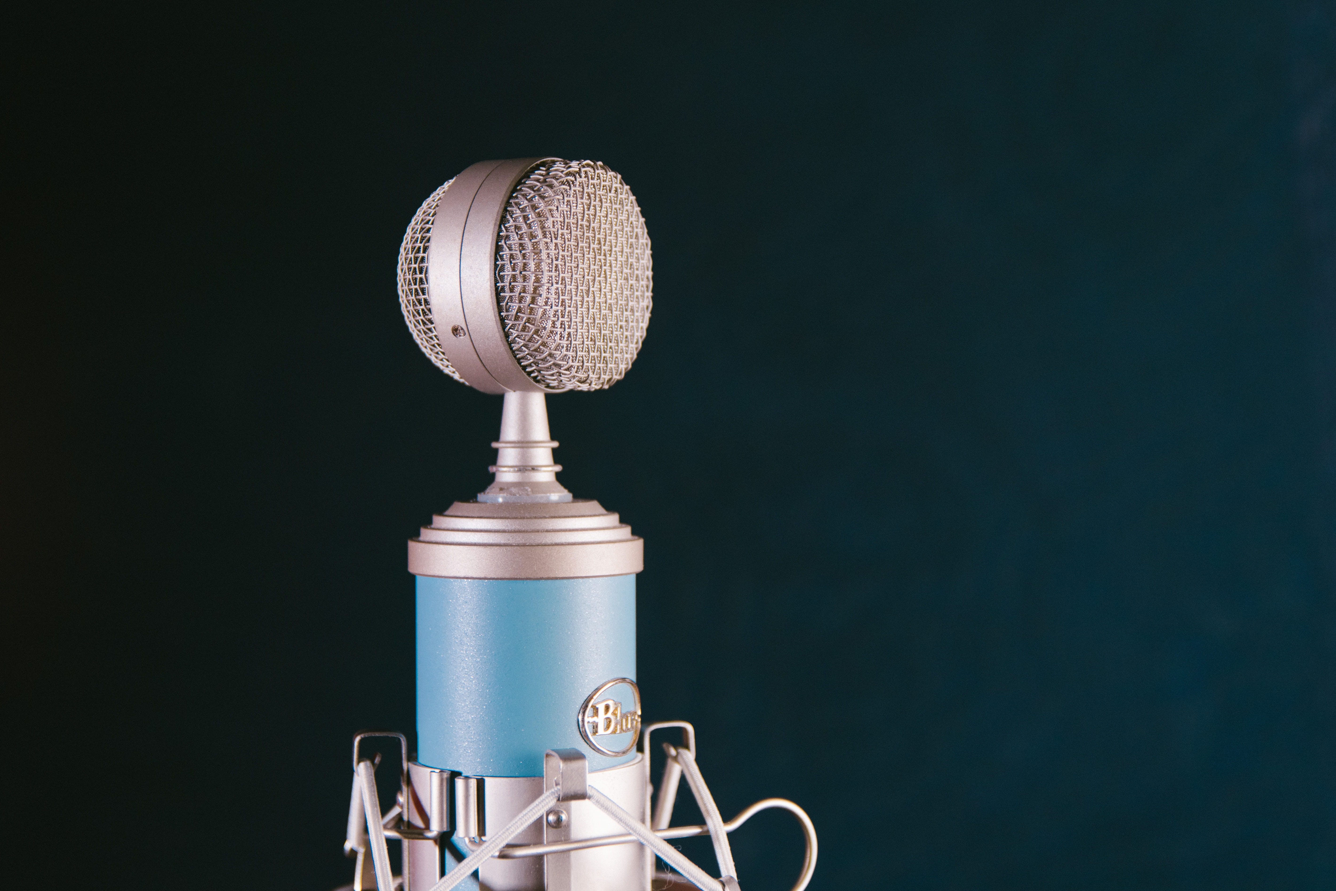 equipment, microphone, input device, table, mic blue, black background, audio, technology, blue, close-up, audio electronics, studio, panama city, production, HD Wallpaper