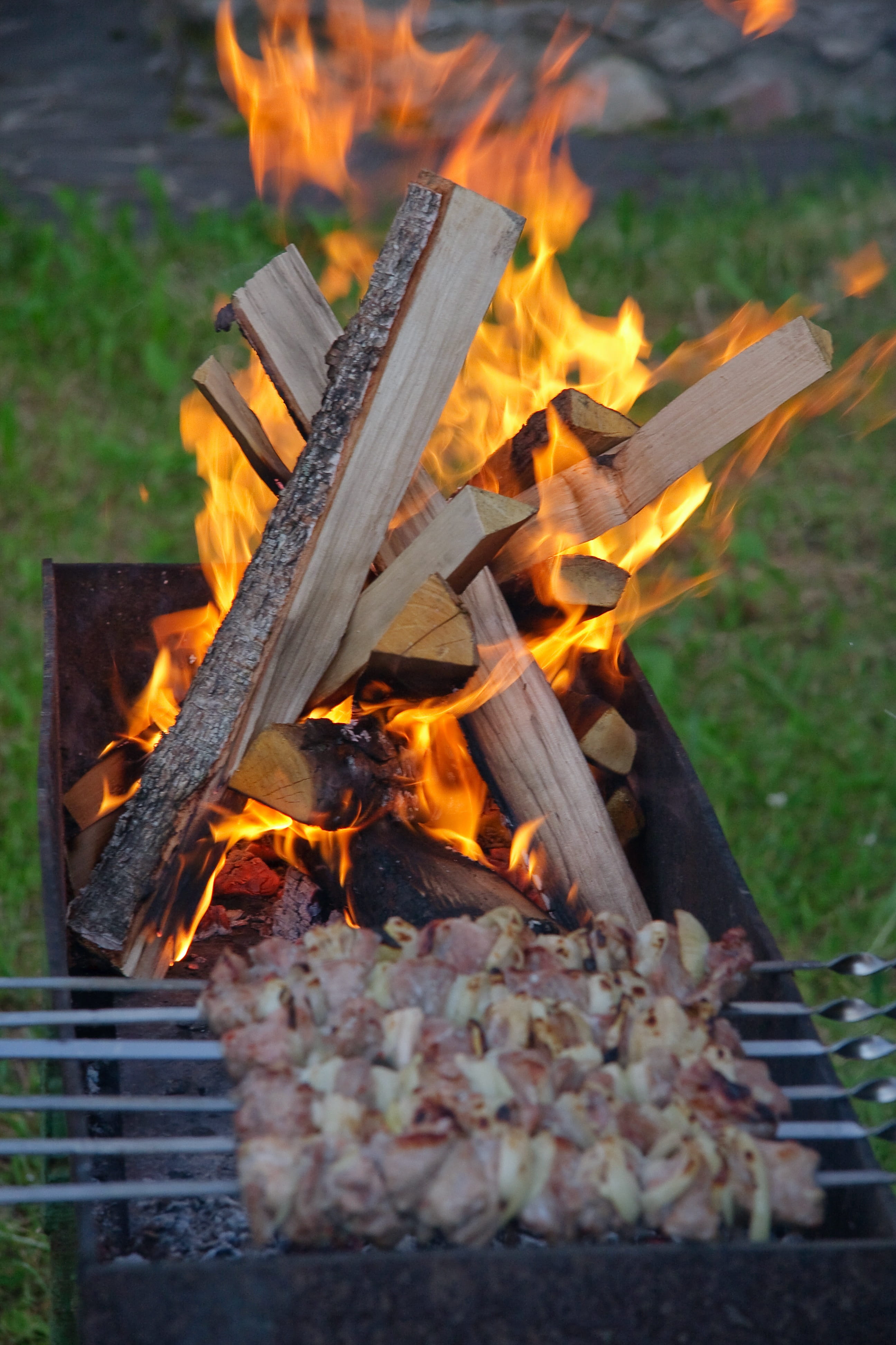 burn, wood - material, burns, flame, burning, red, fried meat, glowing, tasty, bonfire, no People, koster, Mangal, heat - Temperature, ash, motion, blurred motion, Phone HD Wallpaper