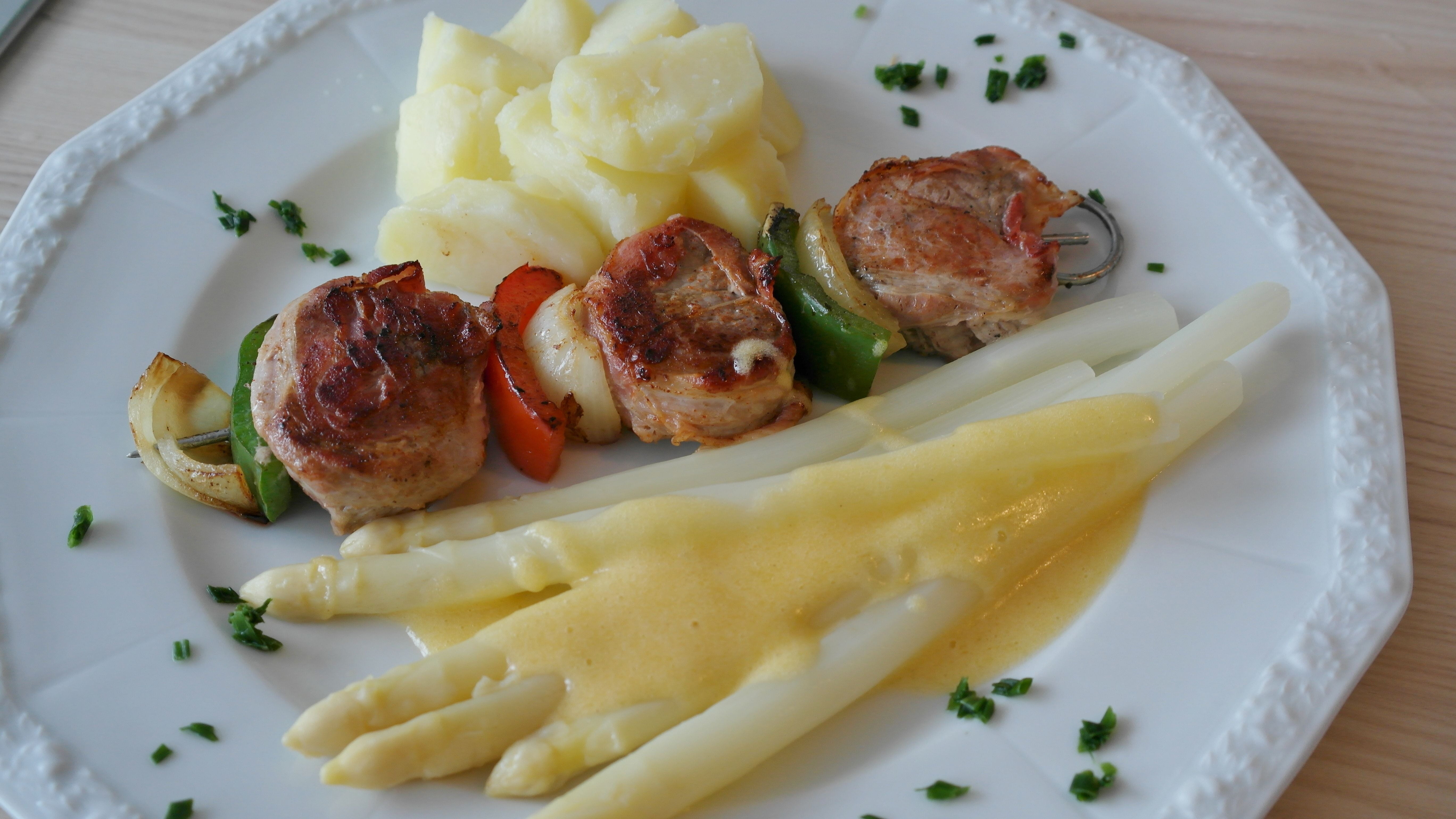 eat potatoes, meat, sausage, bacon, spit hunger, italian food, tasty, healthy eating, 5K, breakfast, asparagus, shish kebab, onion, potato, cook, food and drink, HD Wallpaper