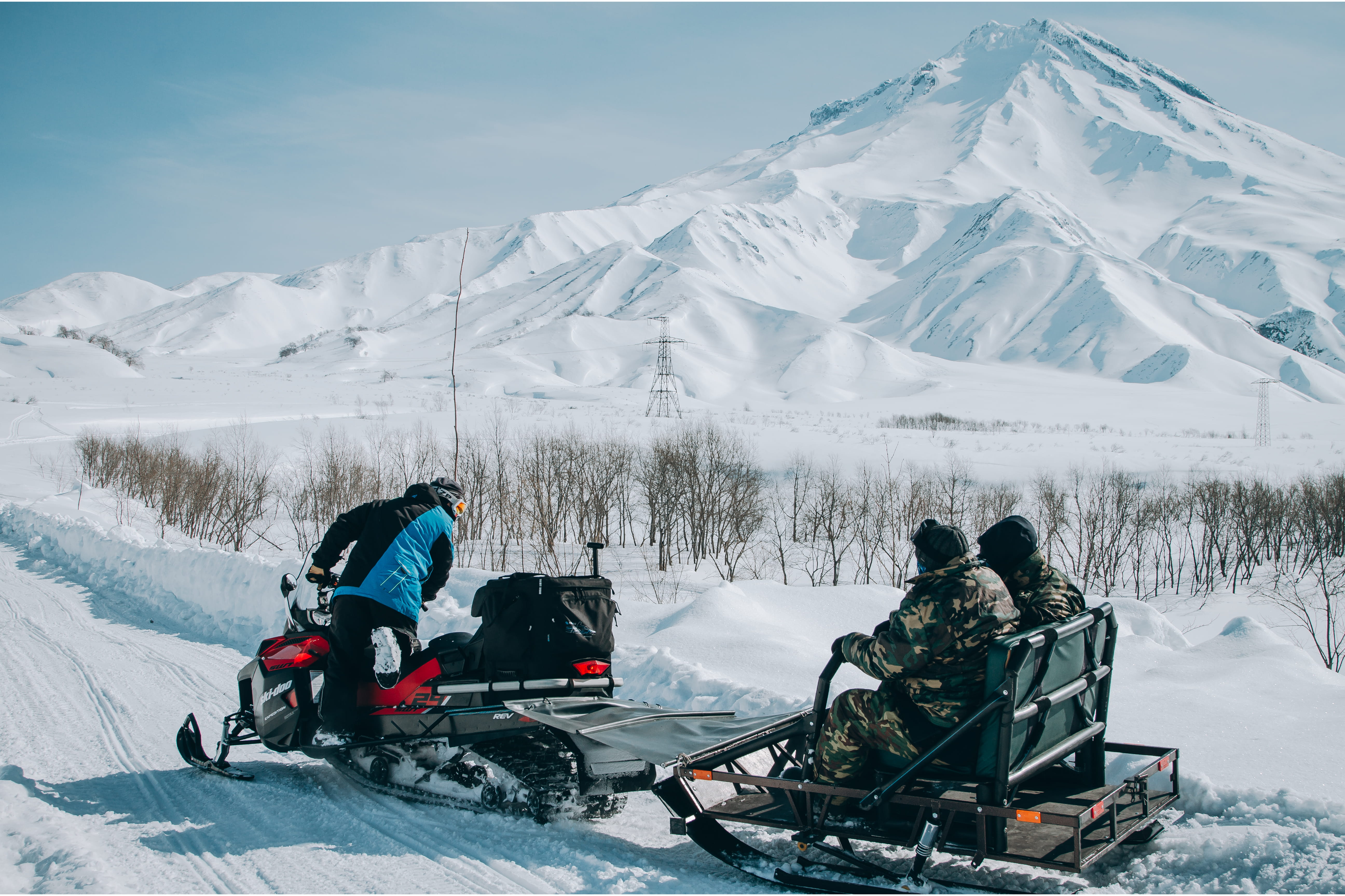 trailer, mountain range, piste, sky, russia, outdoors, transportation, mykamchatka, kamchatka, north, mobile, sport, warm clothing, snowcapped mountain, HD Wallpaper