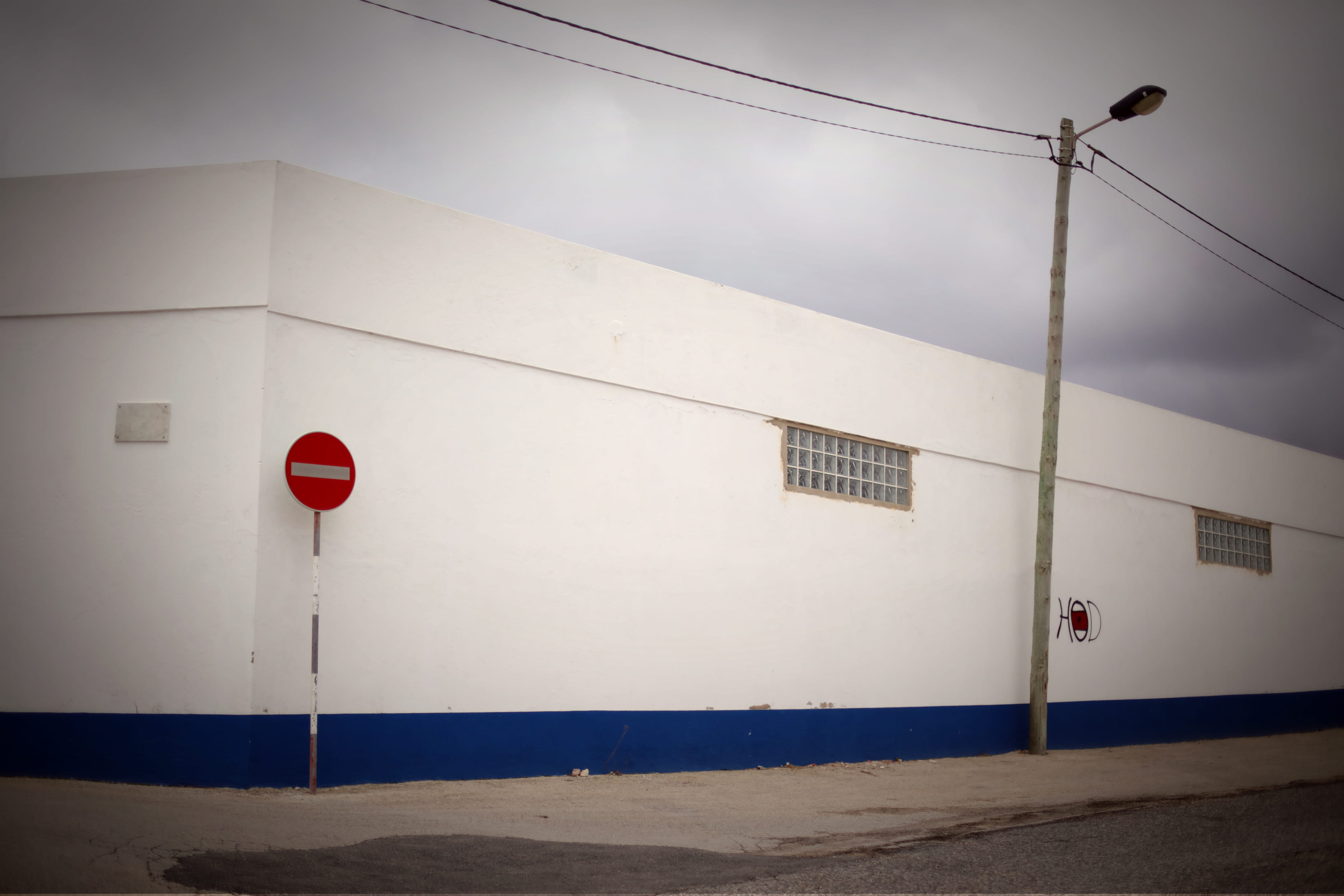 nature, portugal, 4K, transportation, city, sign, electricity, road sign, architecture, lighting equipment, sky, cable, no people, building exterior, outdoors, HD Wallpaper