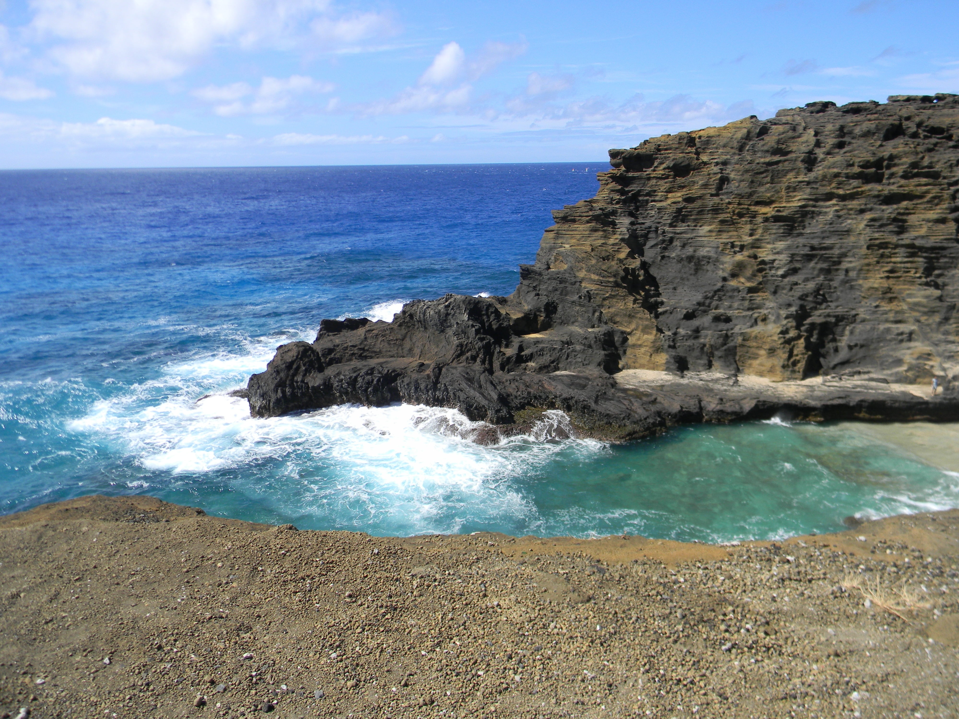 4K, rock - object, island, resort, ocean, power in nature, vacation, solid, motion, beauty in nature, cloud - sky, sky, land, no people, travel, beach, HD Wallpaper