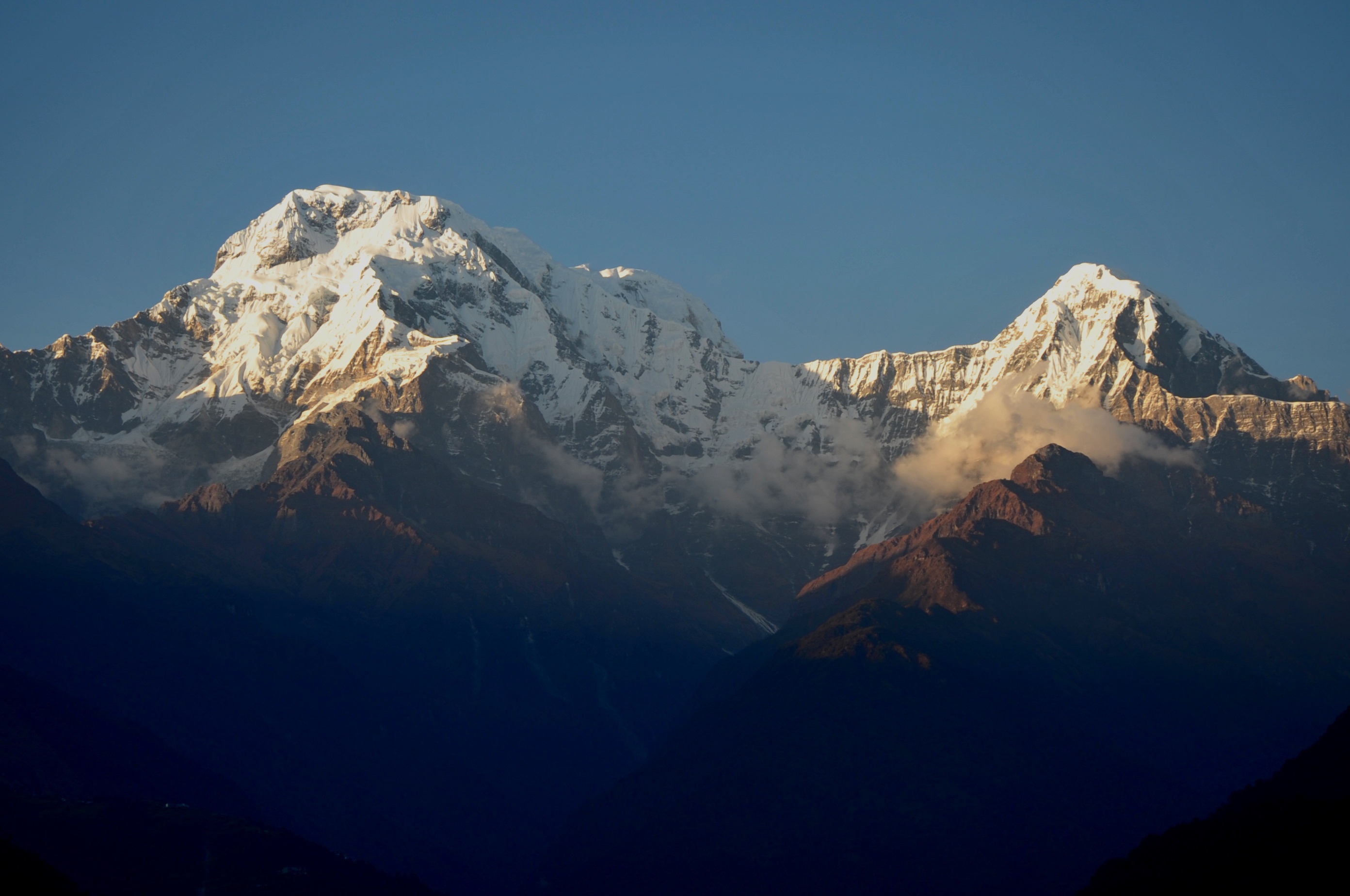 tranquility, mountain, tranquil scene, rock - object, annapurna, mountain peak, cold temperature, 2K, land, snowcapped mountain, winter, sunrise, beauty in nature, HD Wallpaper