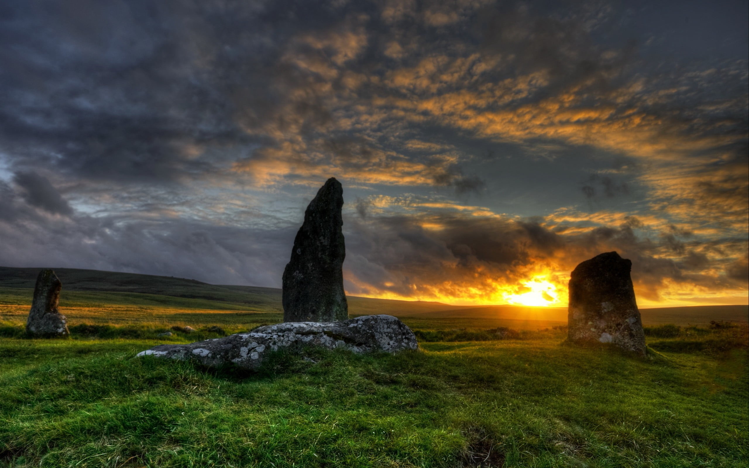 history, beauty in nature, rock - object, cloud - sky, formation, landscape, solid, nature, grass, no people, gray, environment, 2K, non-urban scene, stone material, HD Wallpaper