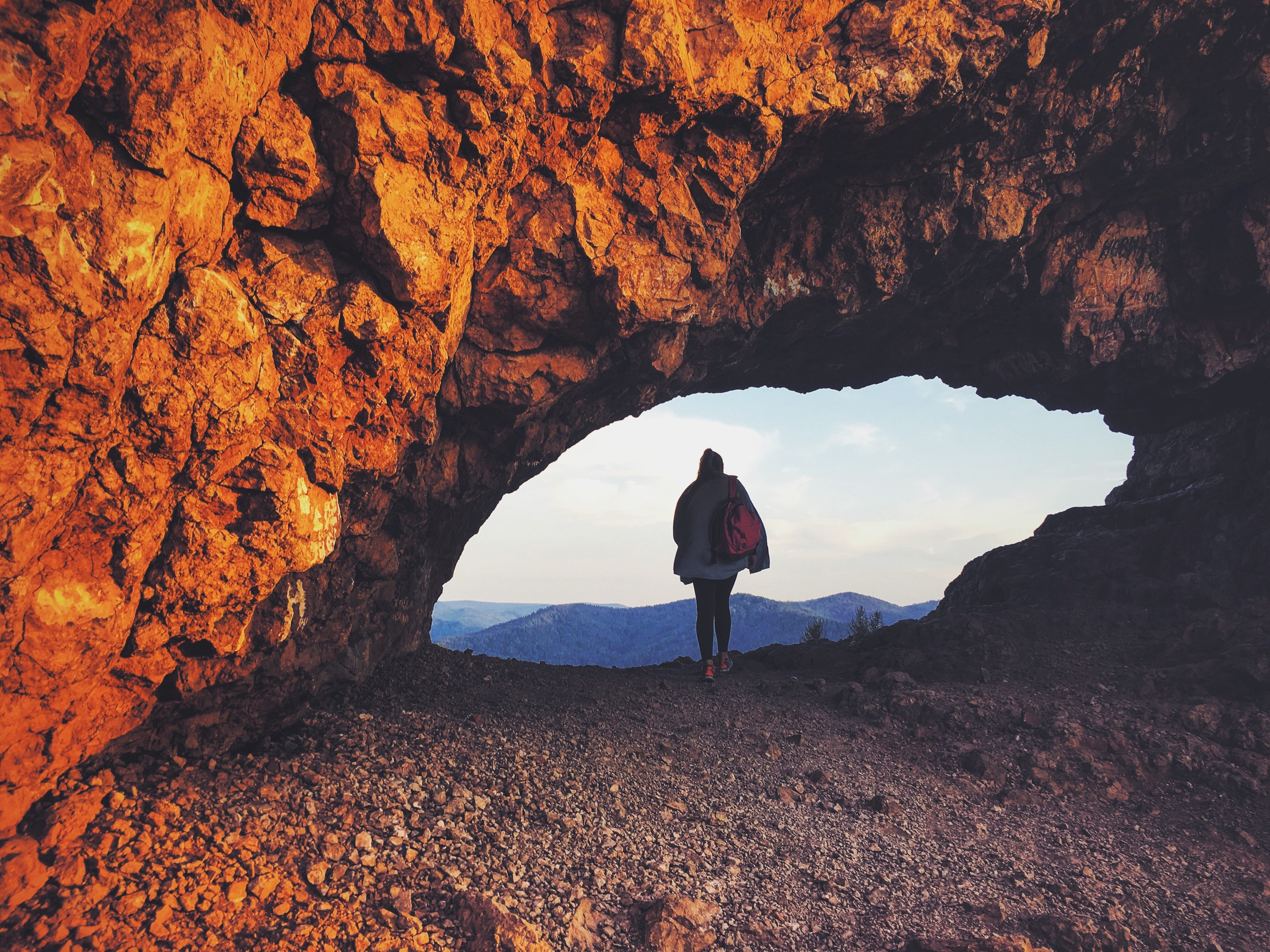 orange, women, tunnel, rock, gravel, backpacks, Russia, nature, photography, 4K, women outdoors, landscape, mountains, Nikita Velikanin, back, Russian women, HD Wallpaper