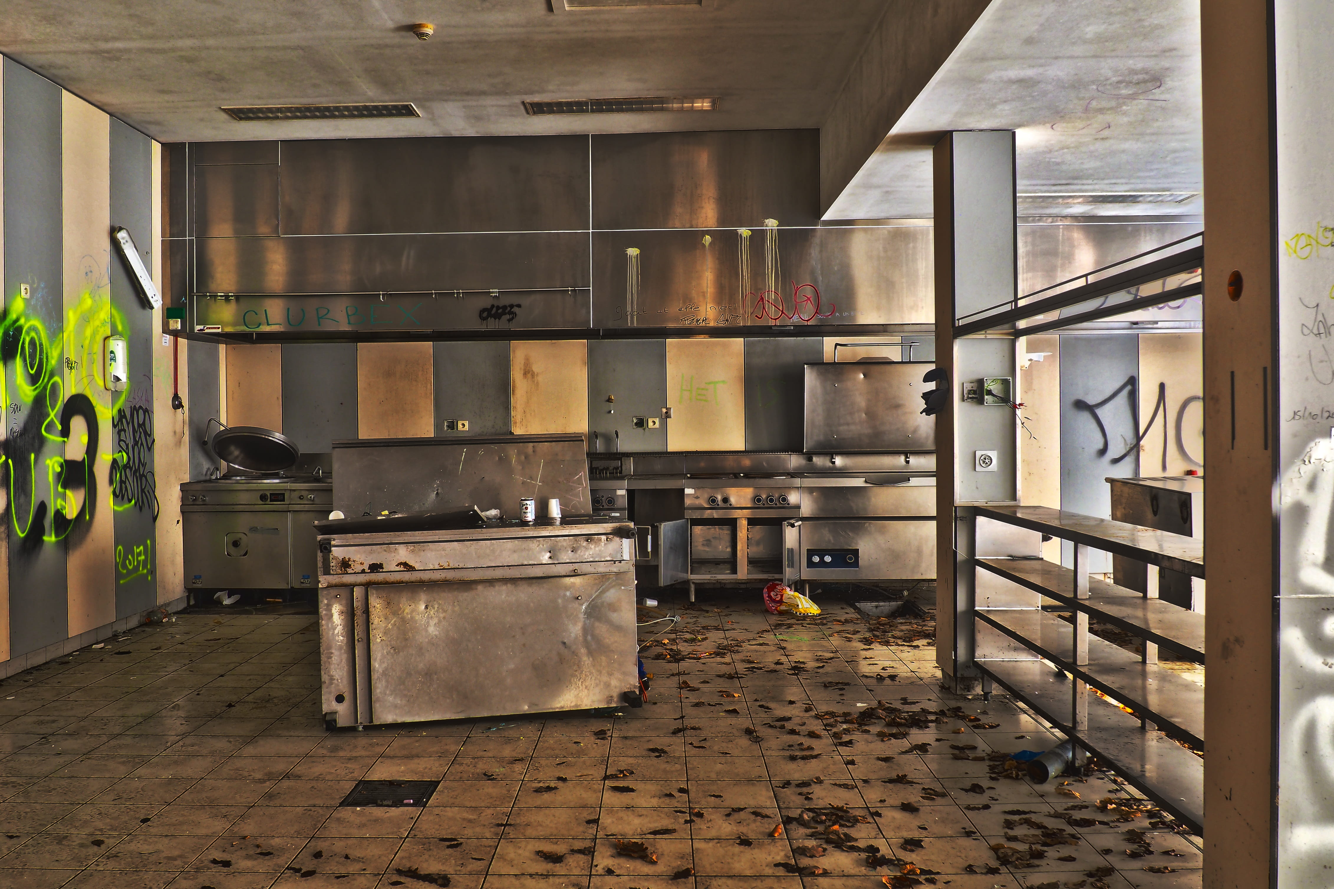kitchen, domestic room, dirt, transience, decay, pforphoto, building, flock, household equipment, oven, lapsed, lost places, break up, transient, scrap, HD Wallpaper