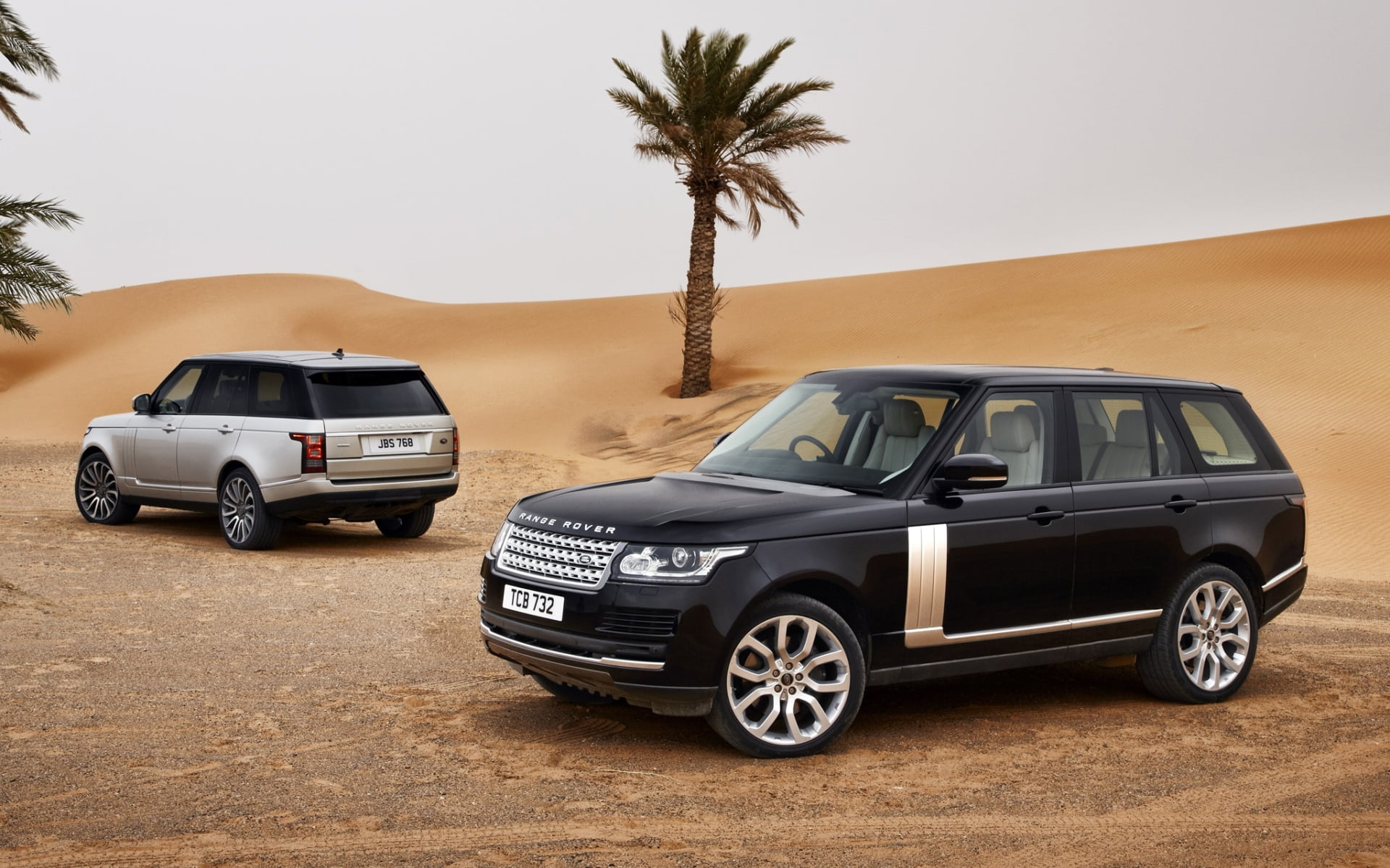 1080P, speed, sedan, stationary, land, sand, 4wd, 4x4, sky, day, mode of transportation, car, landscape, Range Rover, black, the sky, city, black Color, HD Wallpaper