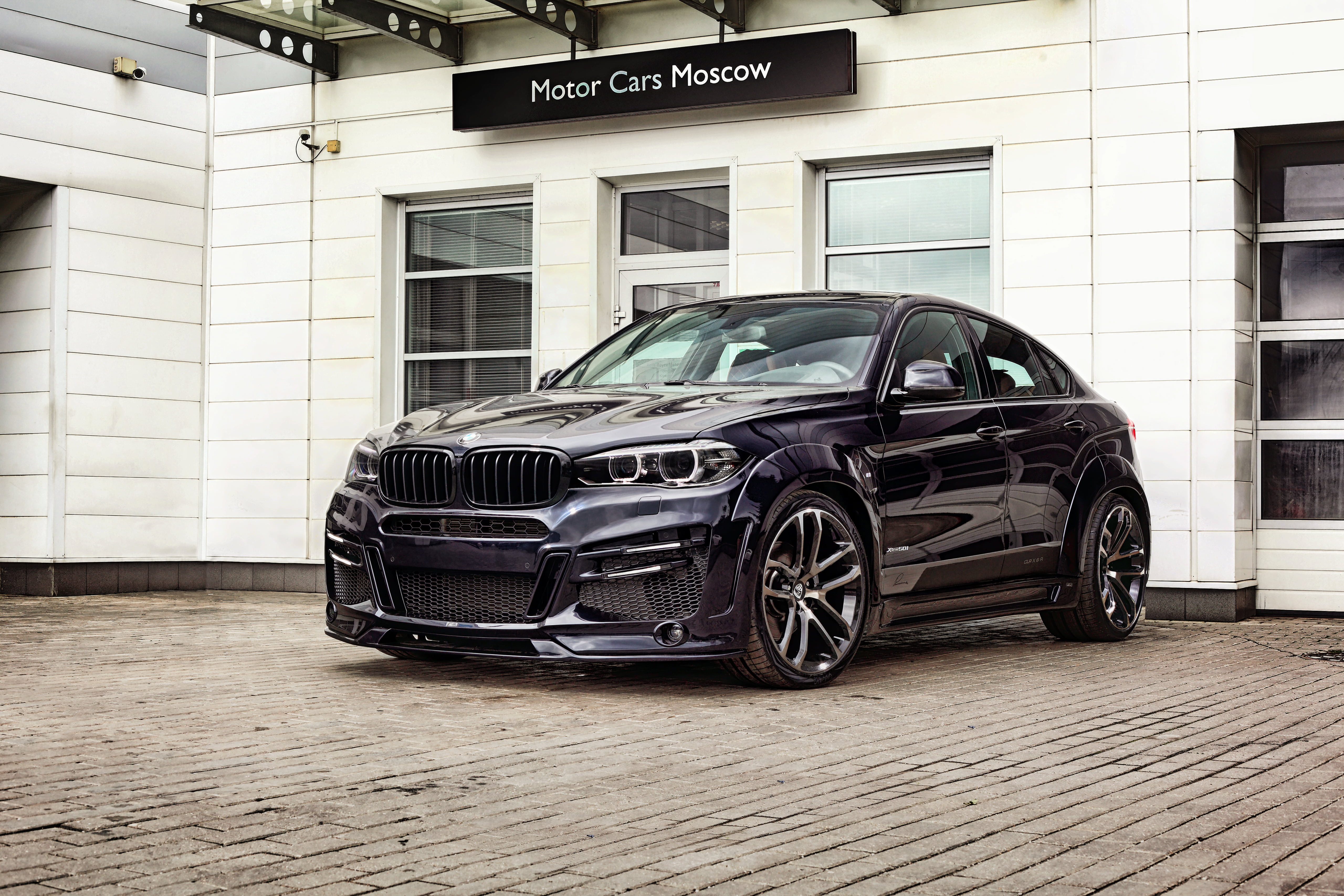 black, wheel, land vehicle, BMW, outdoors, luxury, parking, sign, car, clean, glass - material, F16, sedan, no people, city, building exterior, lumma design, HD Wallpaper