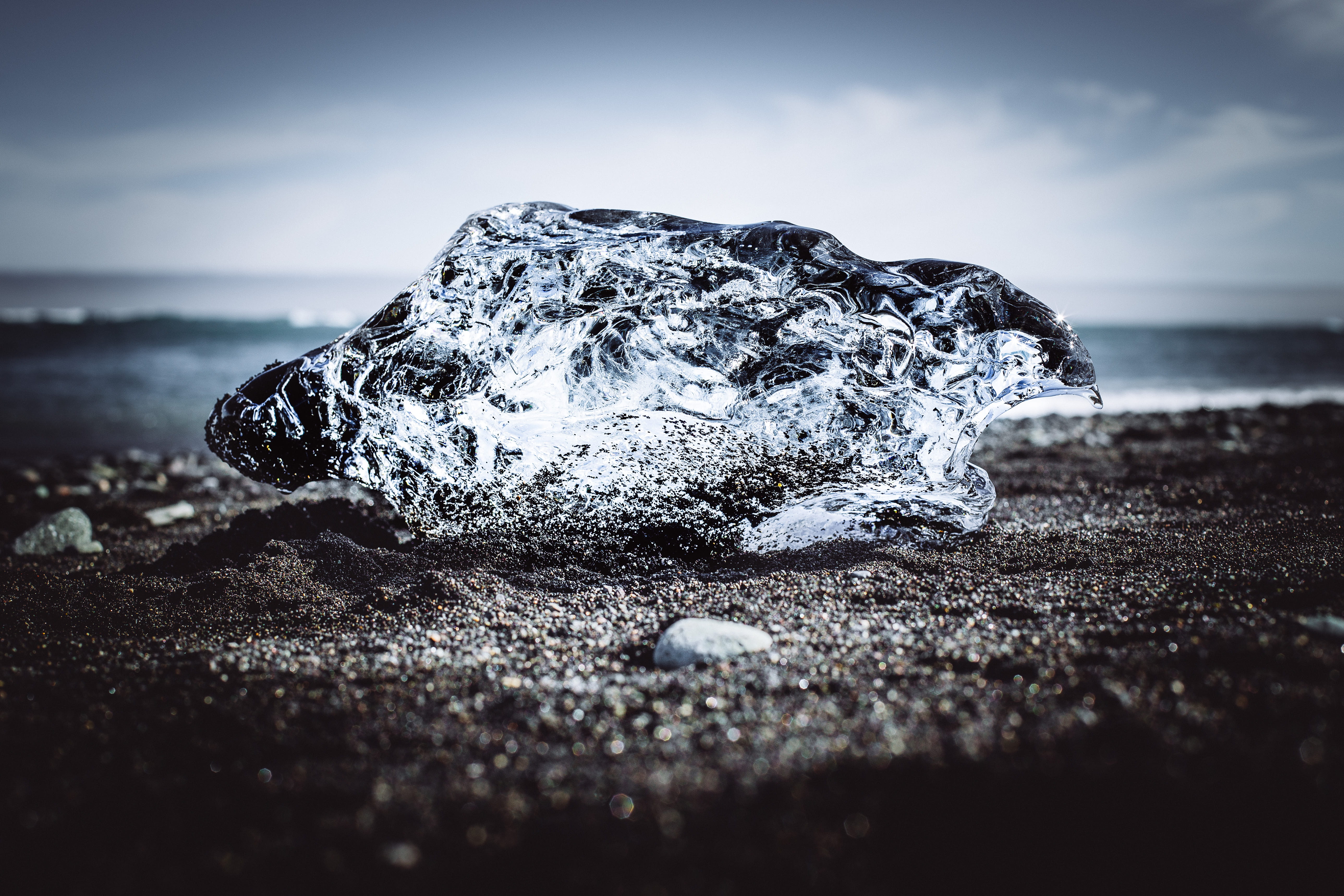 clear, lagoon, rock, dusk, tranquil Scene, melt, no People, outdoors, summer, backgrounds, sand, stone - Object, macro, pebble, scenics, wave, bokeh, diamond, HD Wallpaper