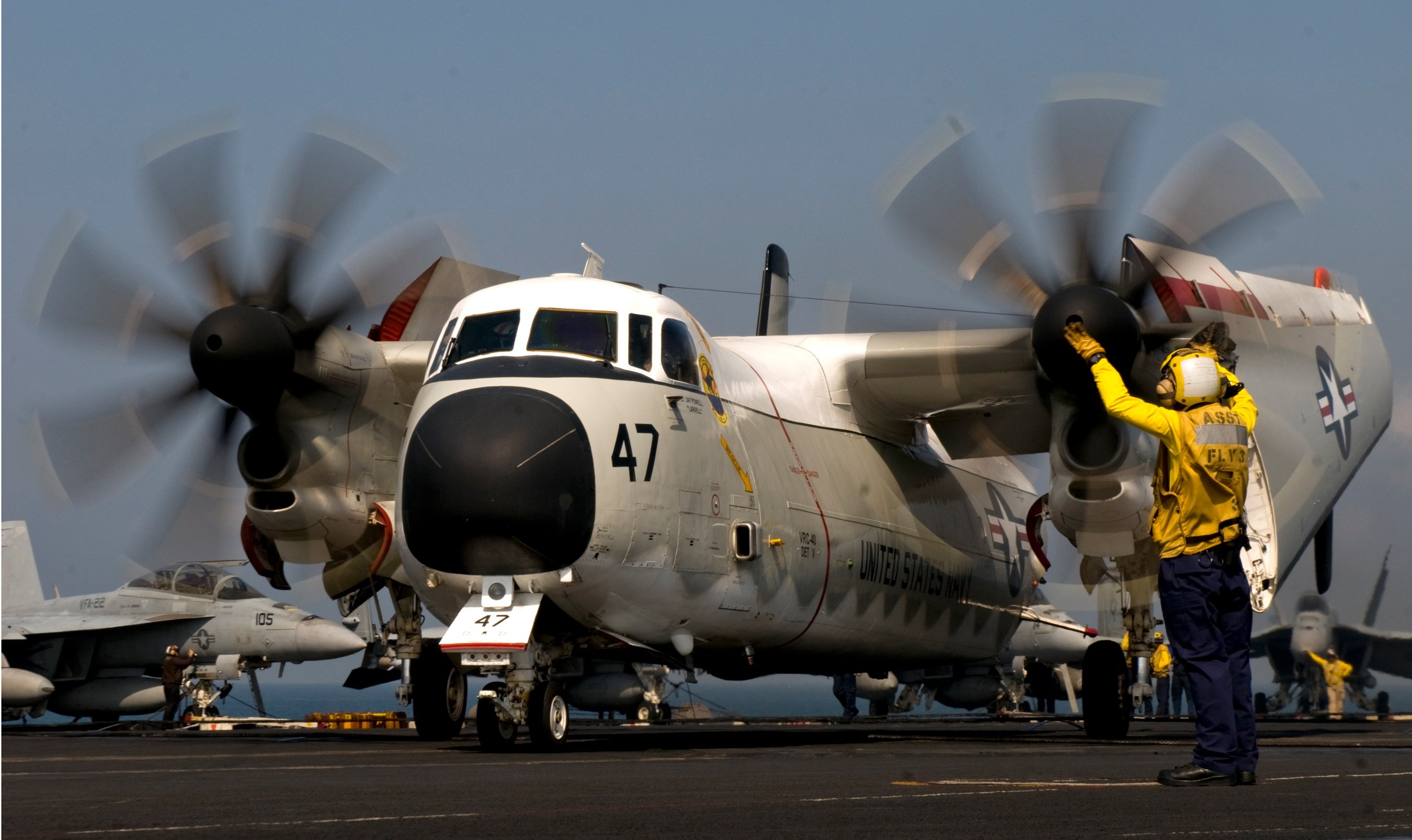 directing, military, army, airport runway, outdoors, fighter plane, sailor, full length, transportation, 2K, aerospace industry, propeller, airport, air force, HD Wallpaper