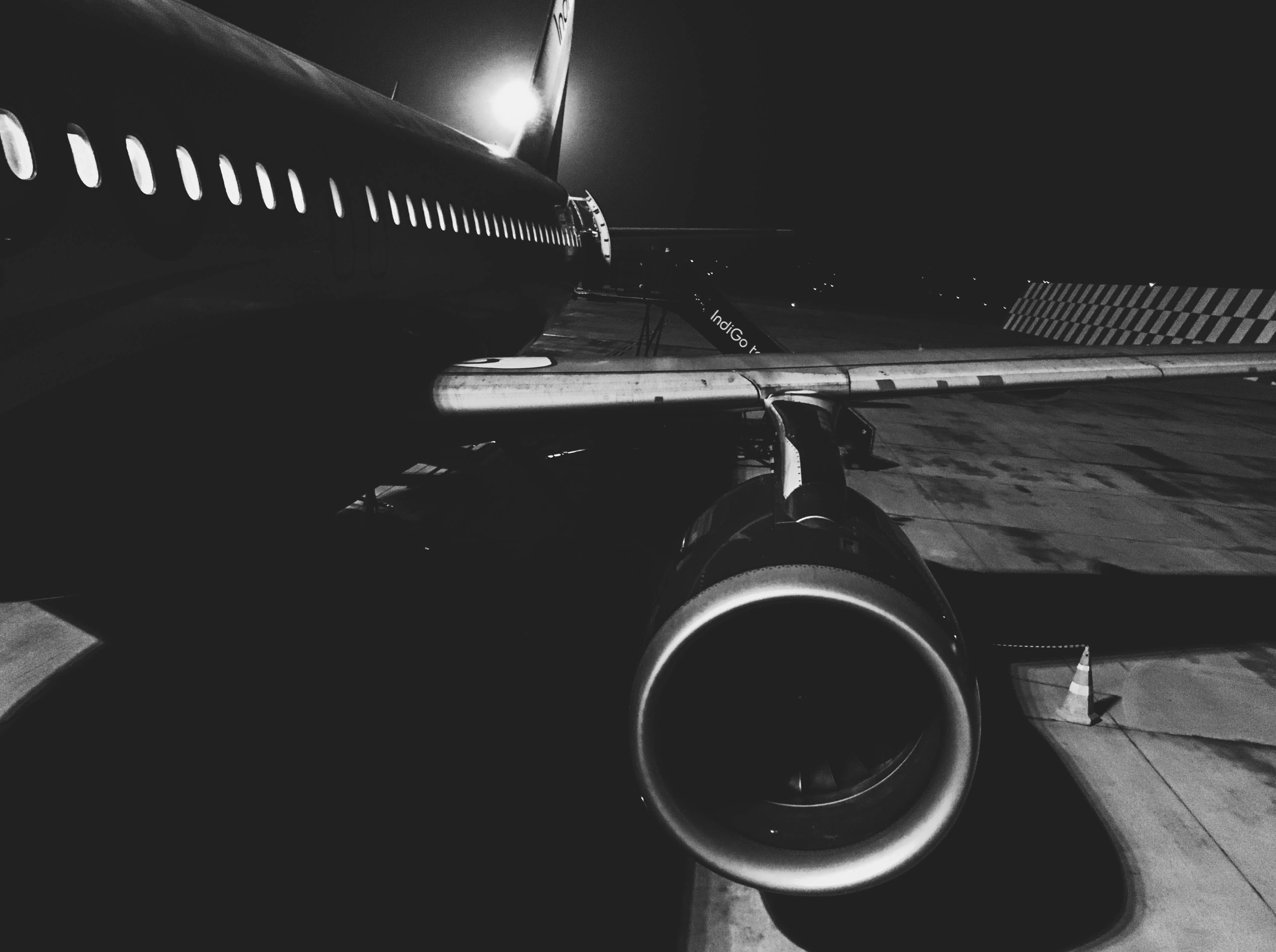 transportation, no people, sunlight, pipe - tube, air vehicle, nature, 2K, lighting equipment, mumbai, mode of transportation, plane, single object, flight, HD Wallpaper