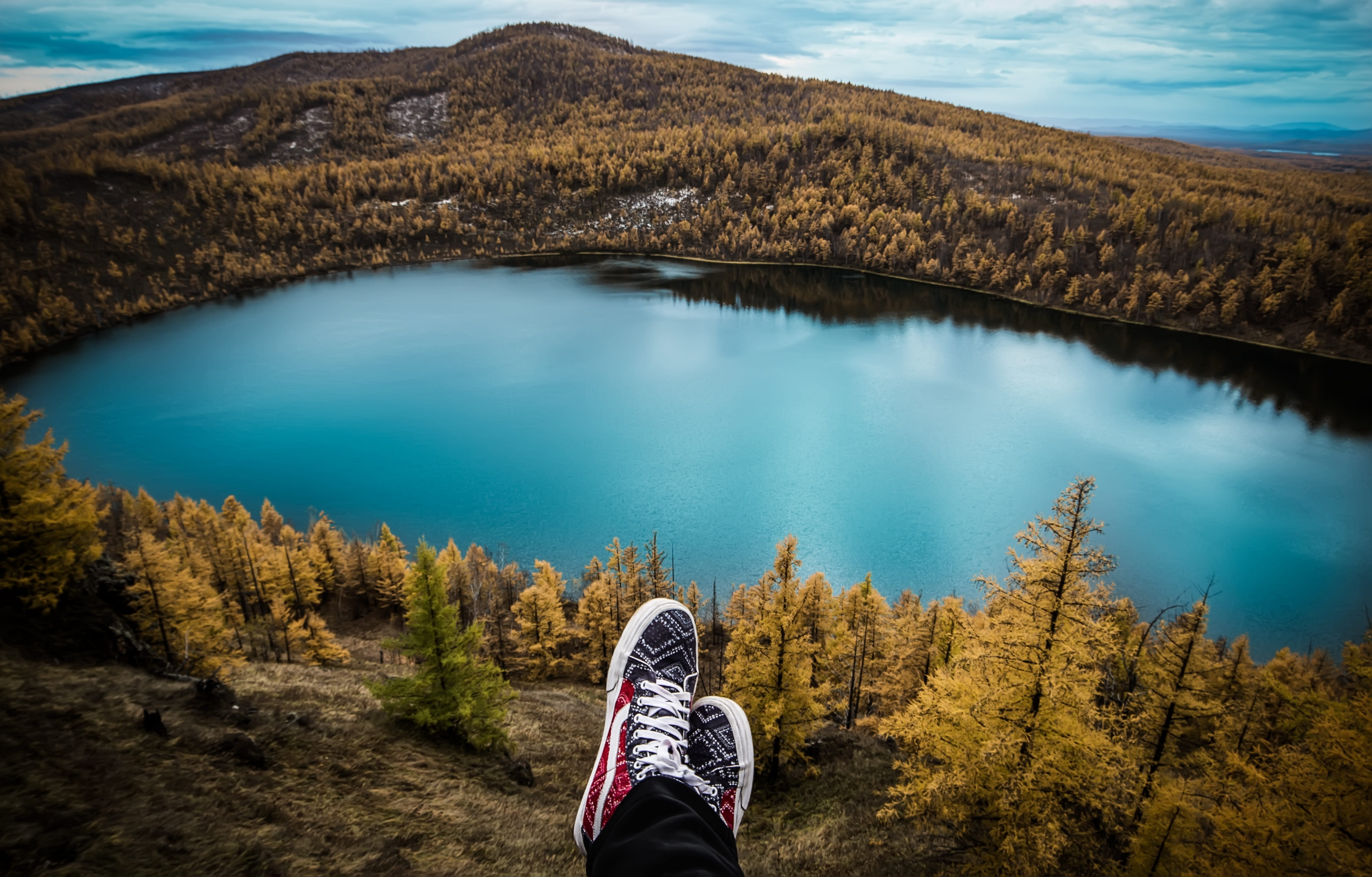 front, lake, autumn, unrecognizable person, wearing, non-urban scene, tranquil scene, shoes, nature, real people, day, white, plant, hood - clothing, lifestyles, HD Wallpaper