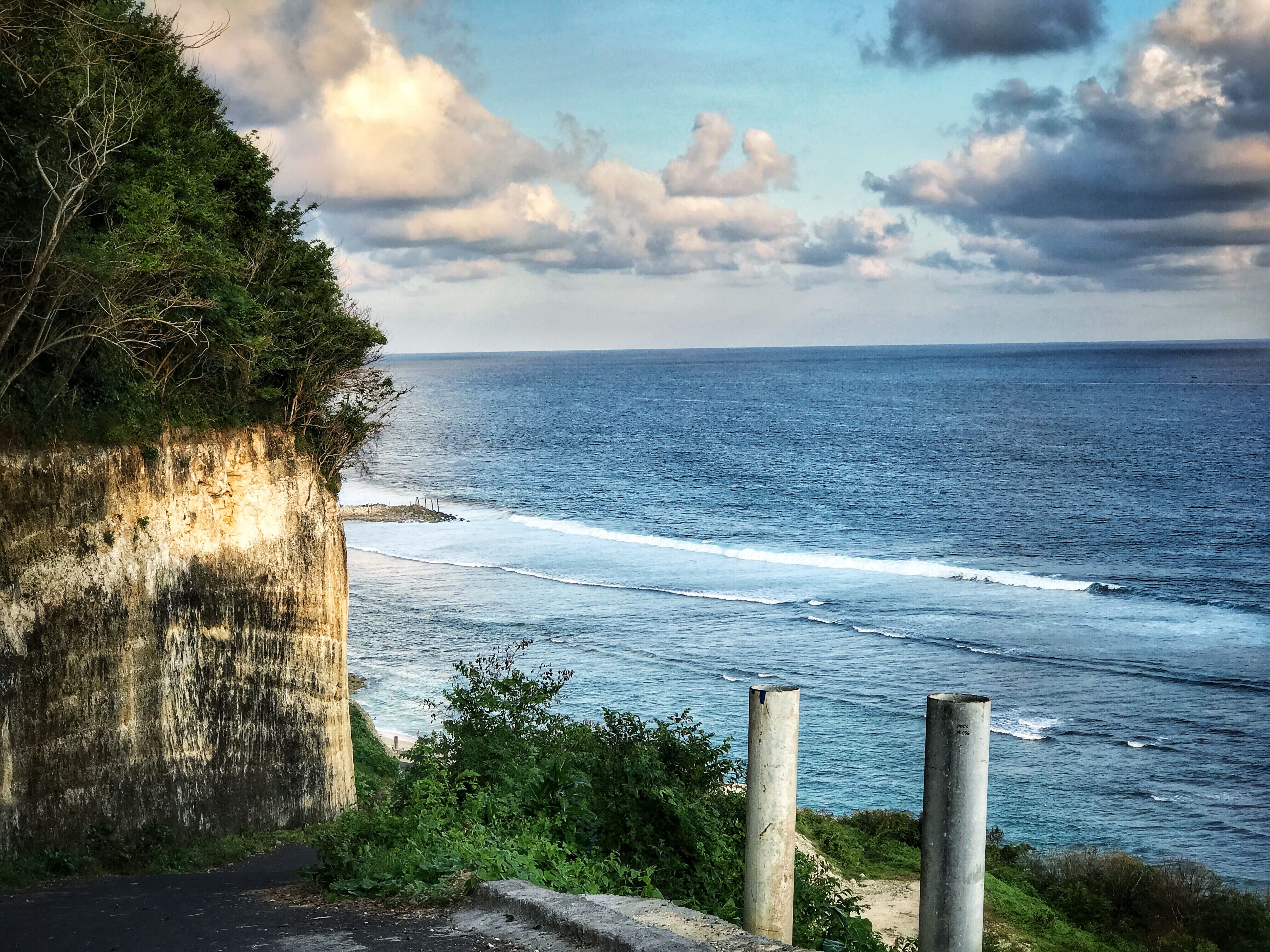 cliff, cloud - sky, plant, tranquil scene, pantai, waves, day, wooden post, horizon over water, outdoors, scenics - nature, rock, ocean, 4K, HD Wallpaper