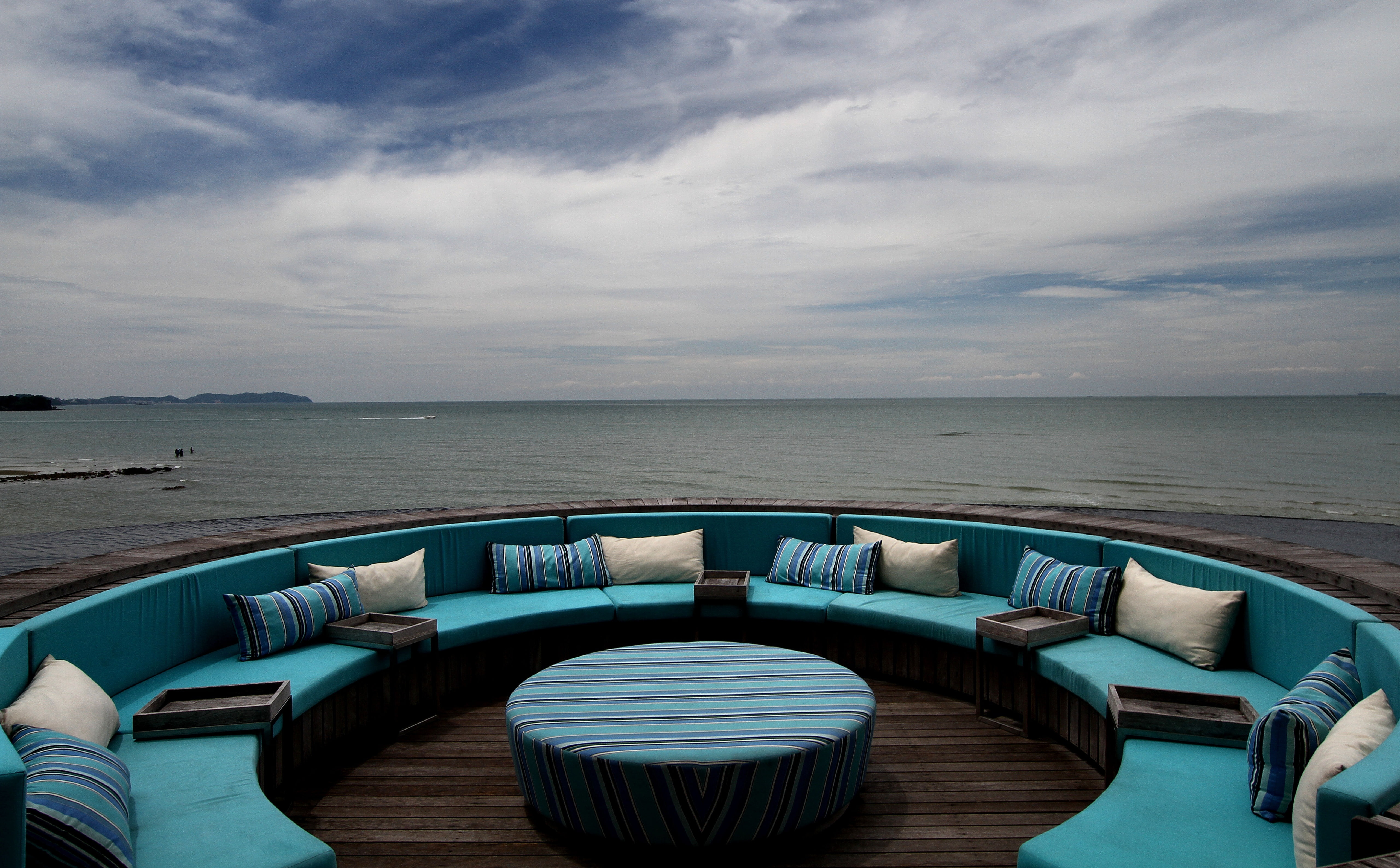 outdoors, pantai, horizon, horizon over water, chair, 5K, canon, sea, dickson, tranquility, Malaysia, Outdoor, Beach, Travel, People, Luxury, Resort, setting, HD Wallpaper