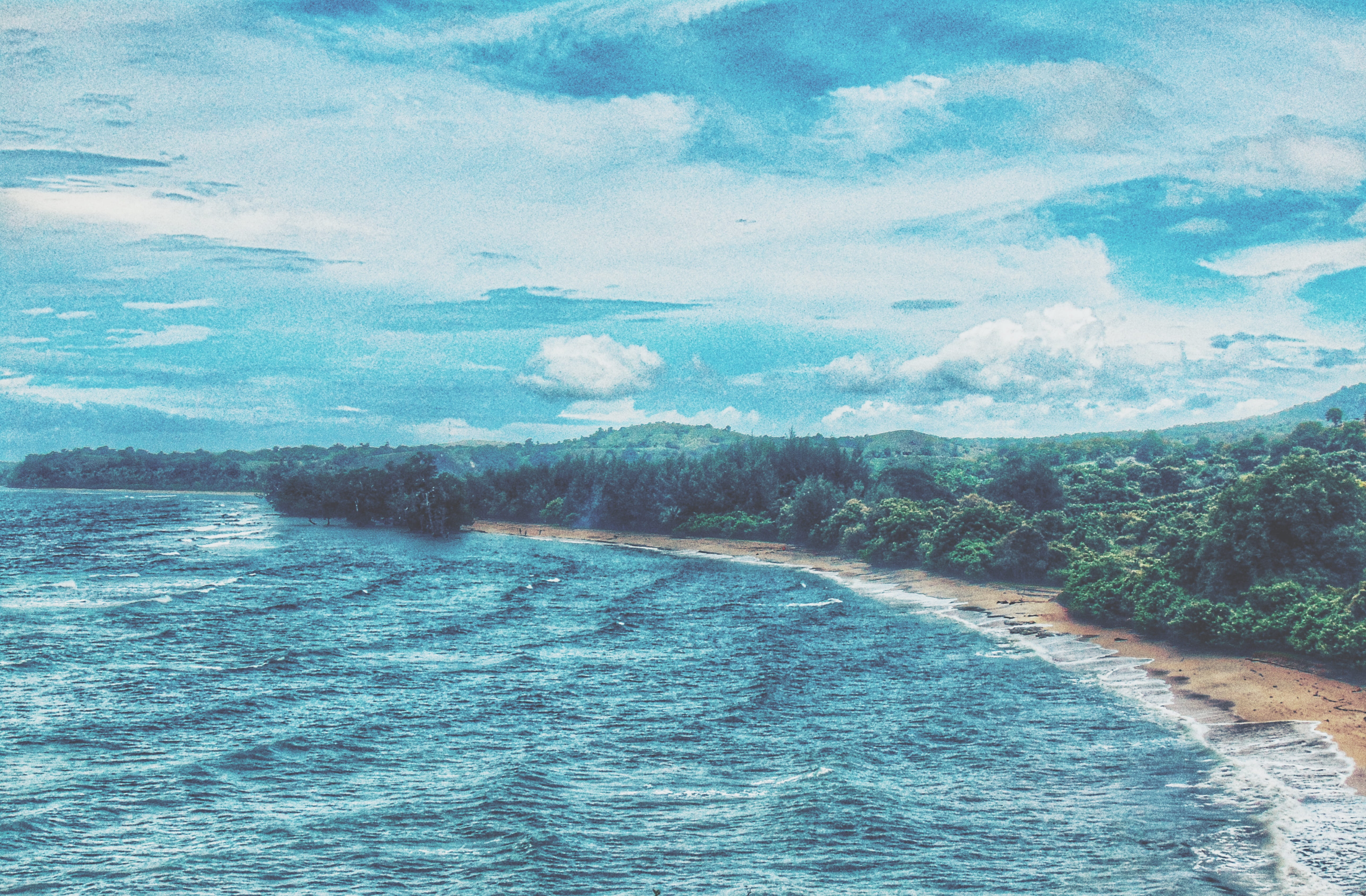 5K, non-urban scene, cloud - sky, indonesia, beauty in nature, beach, sea, lamreh, tranquility, waterfront, sky, livefolk, tree, forest, tranquil scene, HD Wallpaper