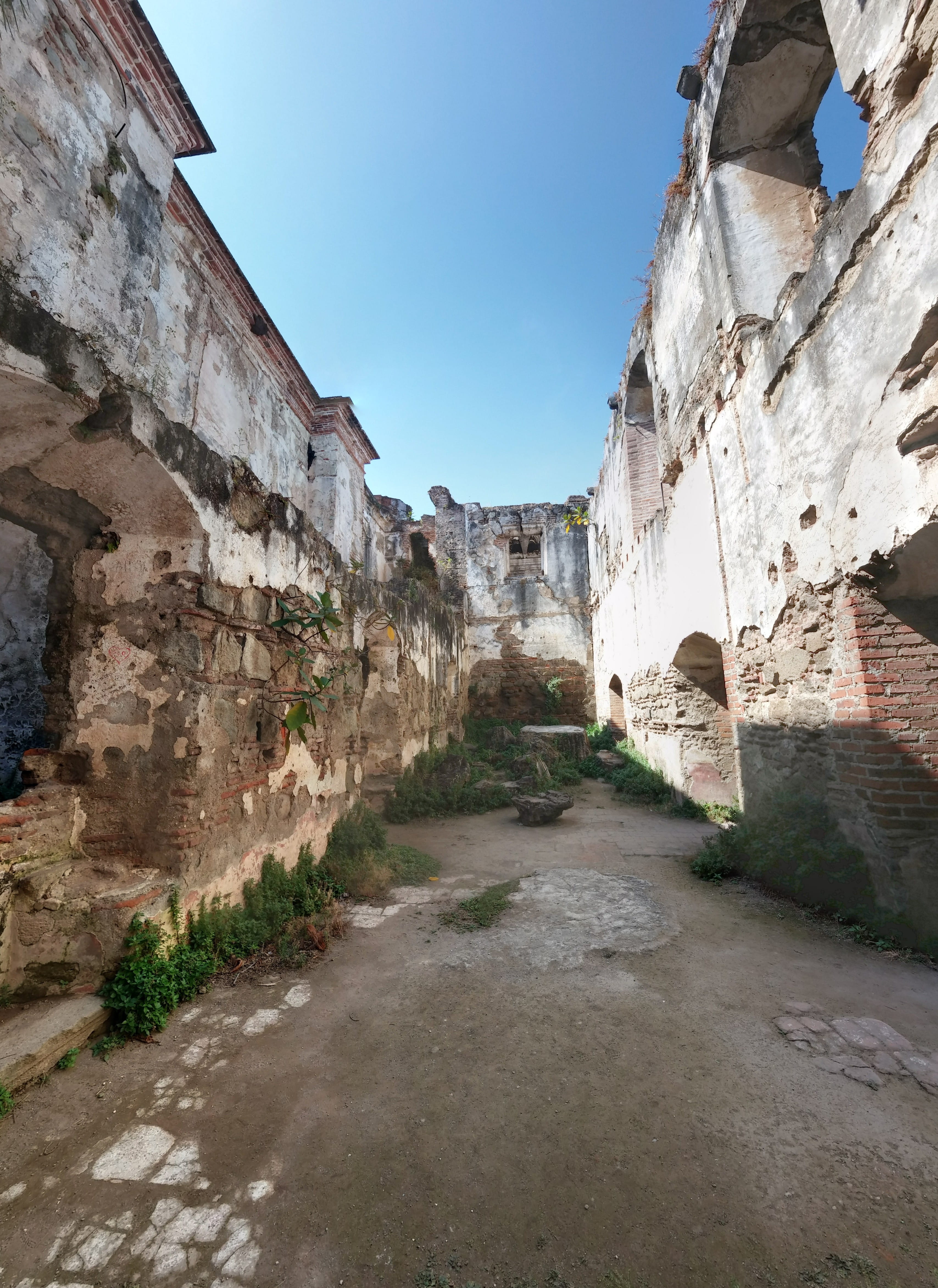 clear sky, antigua, wall - building feature, sunlight, antigua guatemala, building exterior, the way forward, alley, nature, city, sky, the past, church, Phone HD Wallpaper