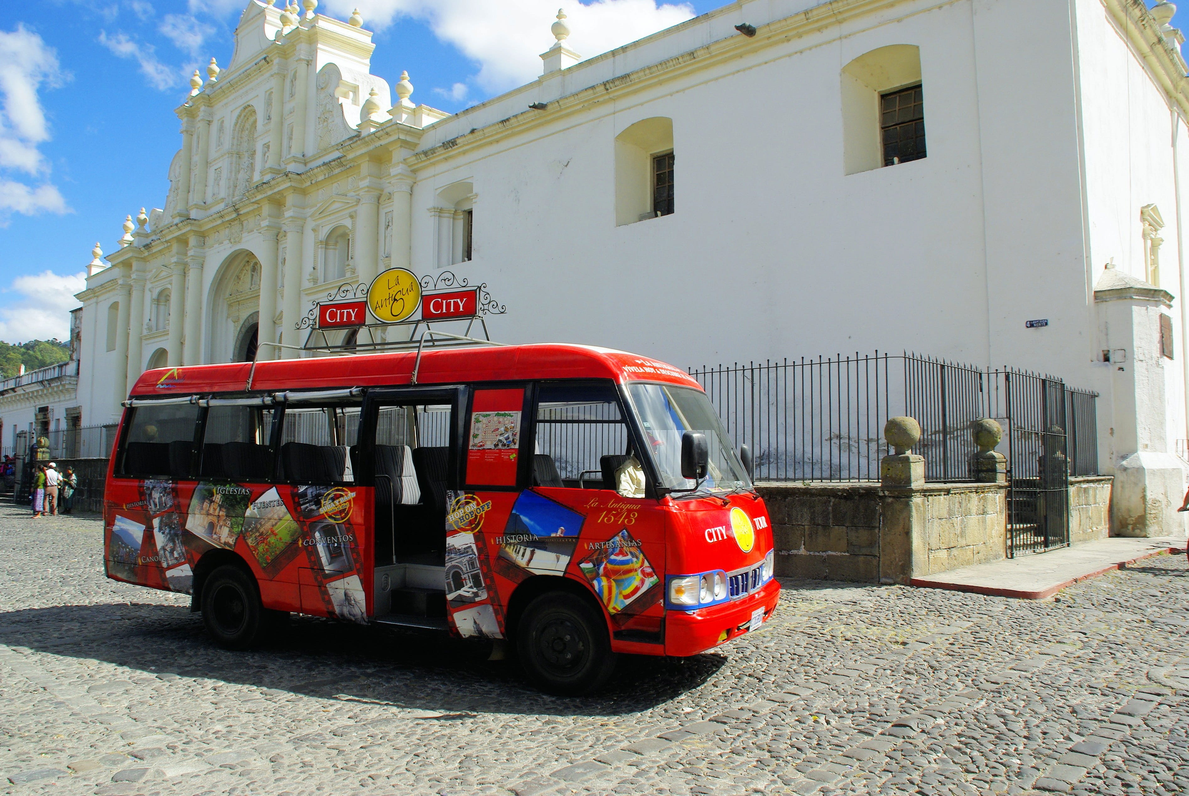 building exterior, land vehicle, transportation, built structure, city, street, truck, antigua, car, 2K, no people, red, van - vehicle, cathedral, architecture, HD Wallpaper