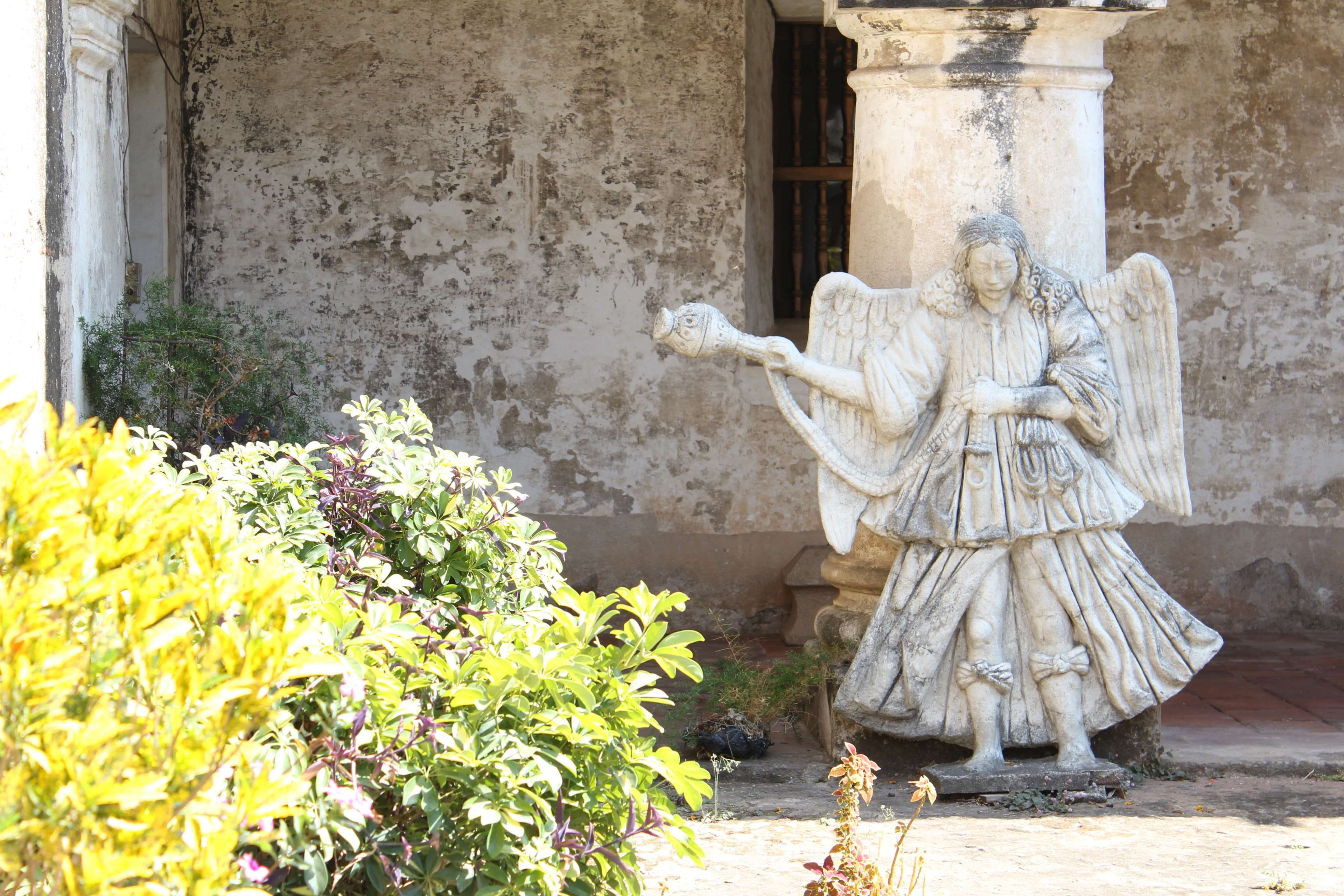 art and craft, the past, statue, sculpture, built structure, building exterior, day, temple, no people, flowering plant, antigua guatemala, male likeness, HD Wallpaper