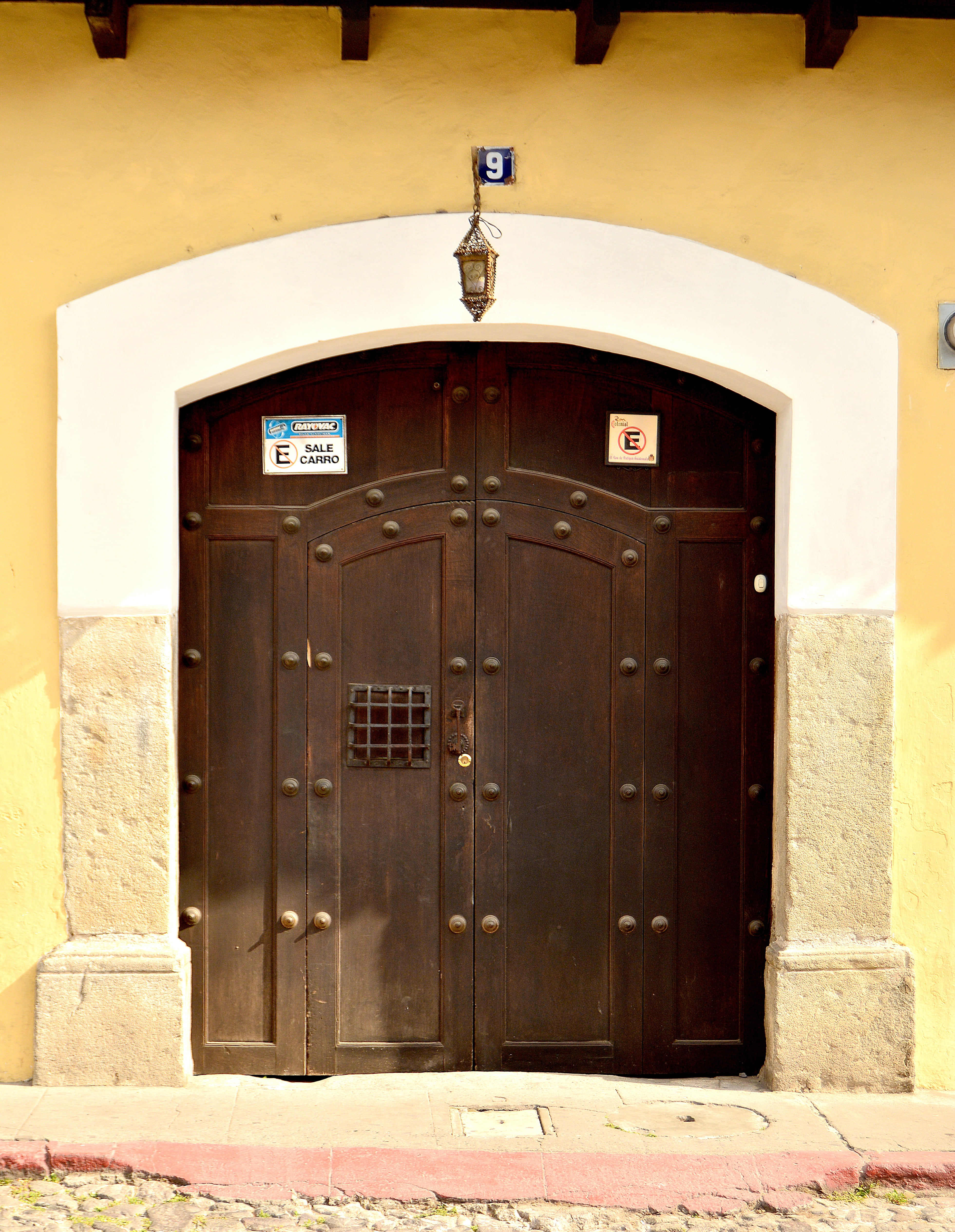 arch, wood - material, antigua guatemala, architecture, protection, facade, no people, texture, day, security, 4K, text, building exterior, safety, door, Phone HD Wallpaper