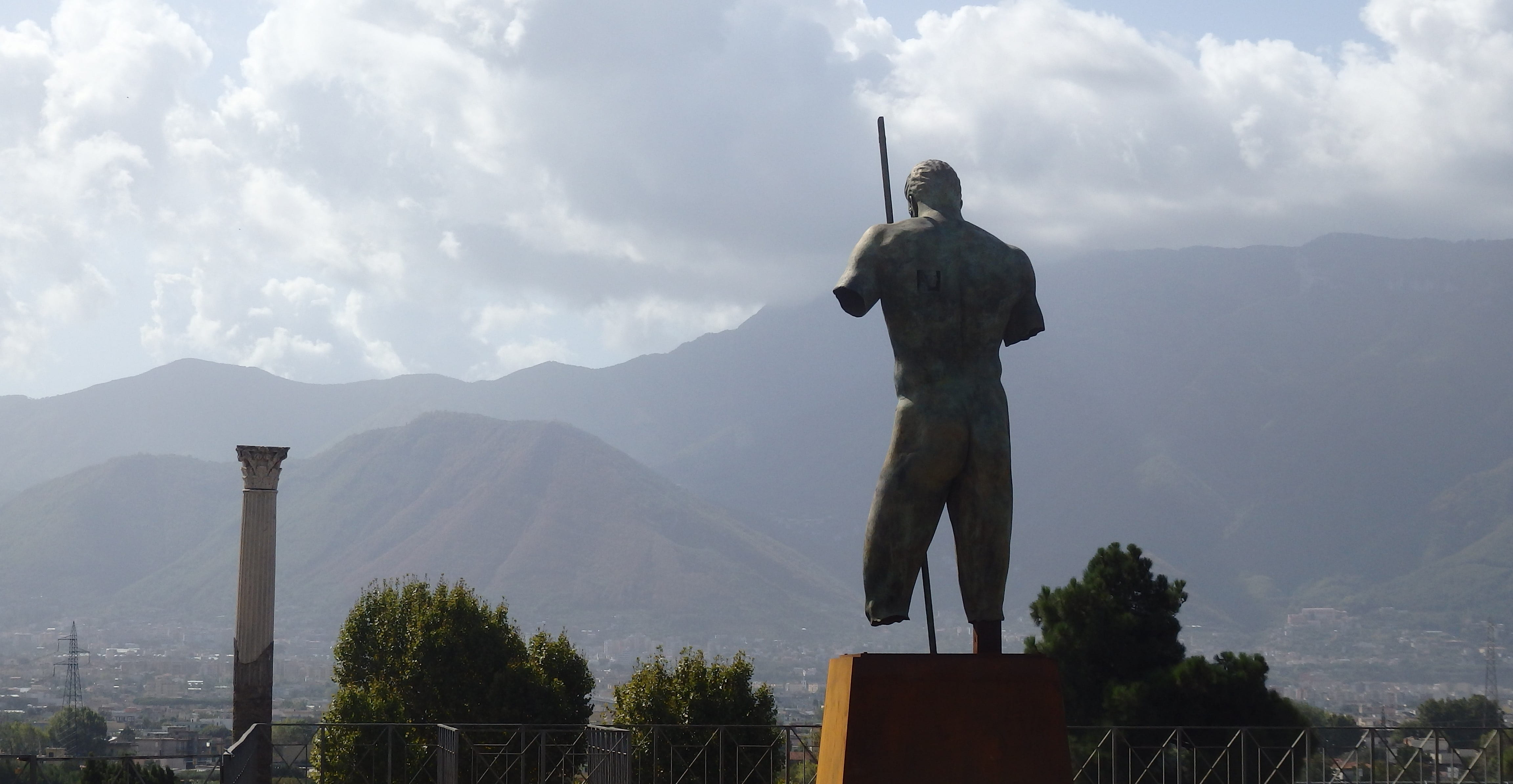 tree, male likeness, sculpture, travel destinations, sky, nature, monument, architecture, human representation, day, vesuvies, art and craft, pompeii, creativity, HD Wallpaper