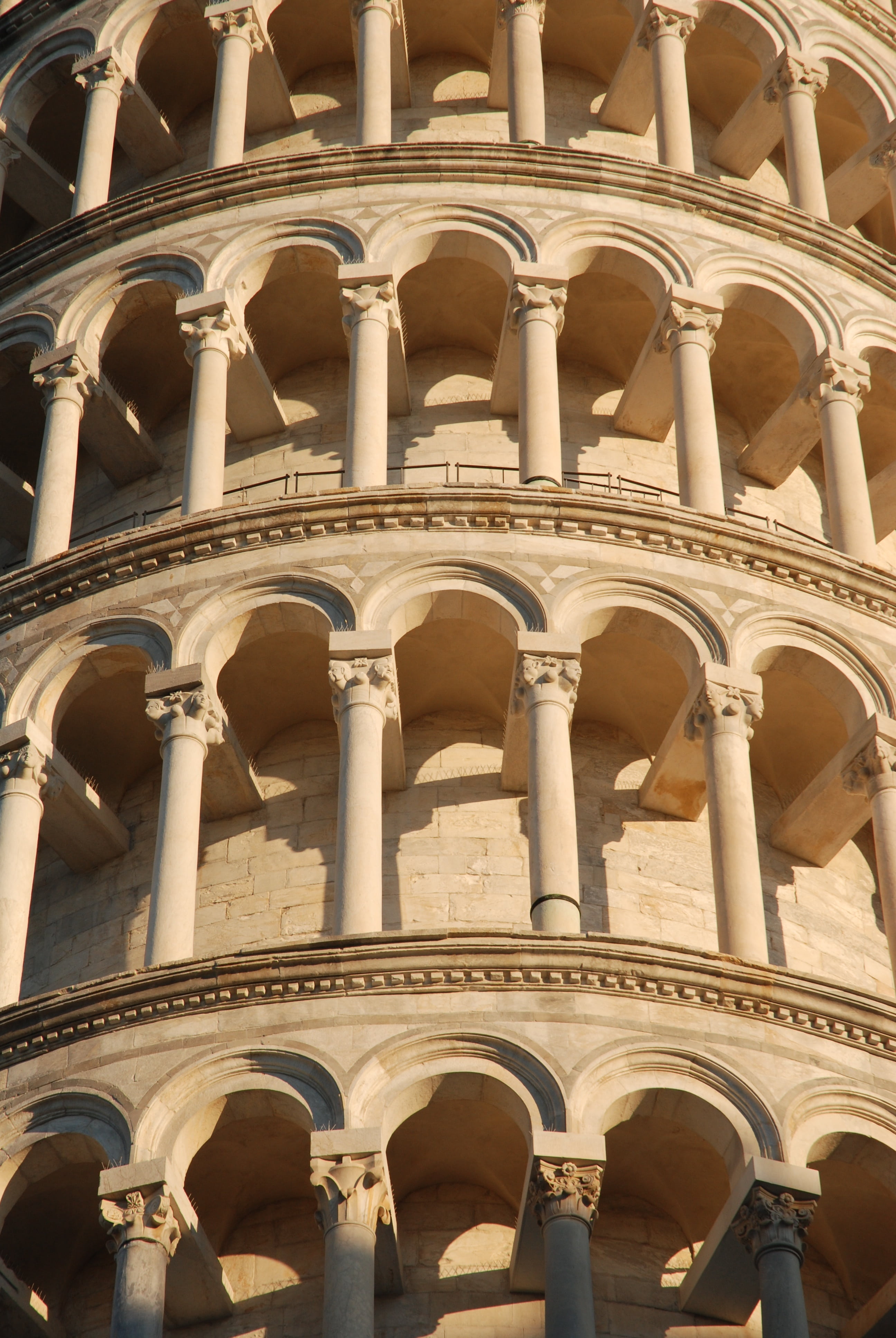 arch, low angle view, no people, architectural column, monuments, ornate, day, italy, tourism, arcade, in a row, pattern, the past, travel destinations, Phone HD Wallpaper