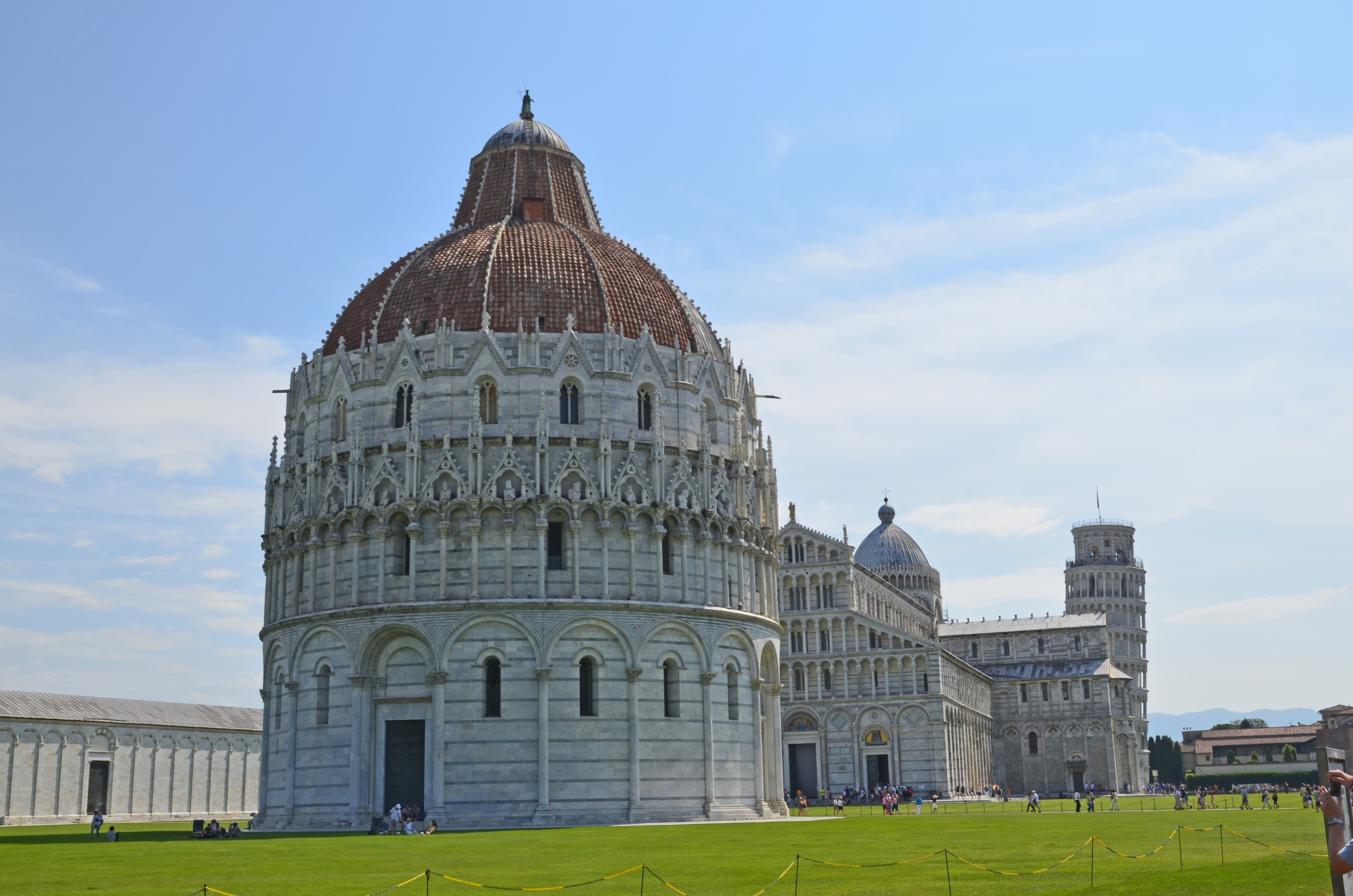 building exterior, pisa, nature, place of worship, baptistery, outdoors, grass, sky, history, 4K, dome, day, religion, travel destinations, italy, tuscany, HD Wallpaper