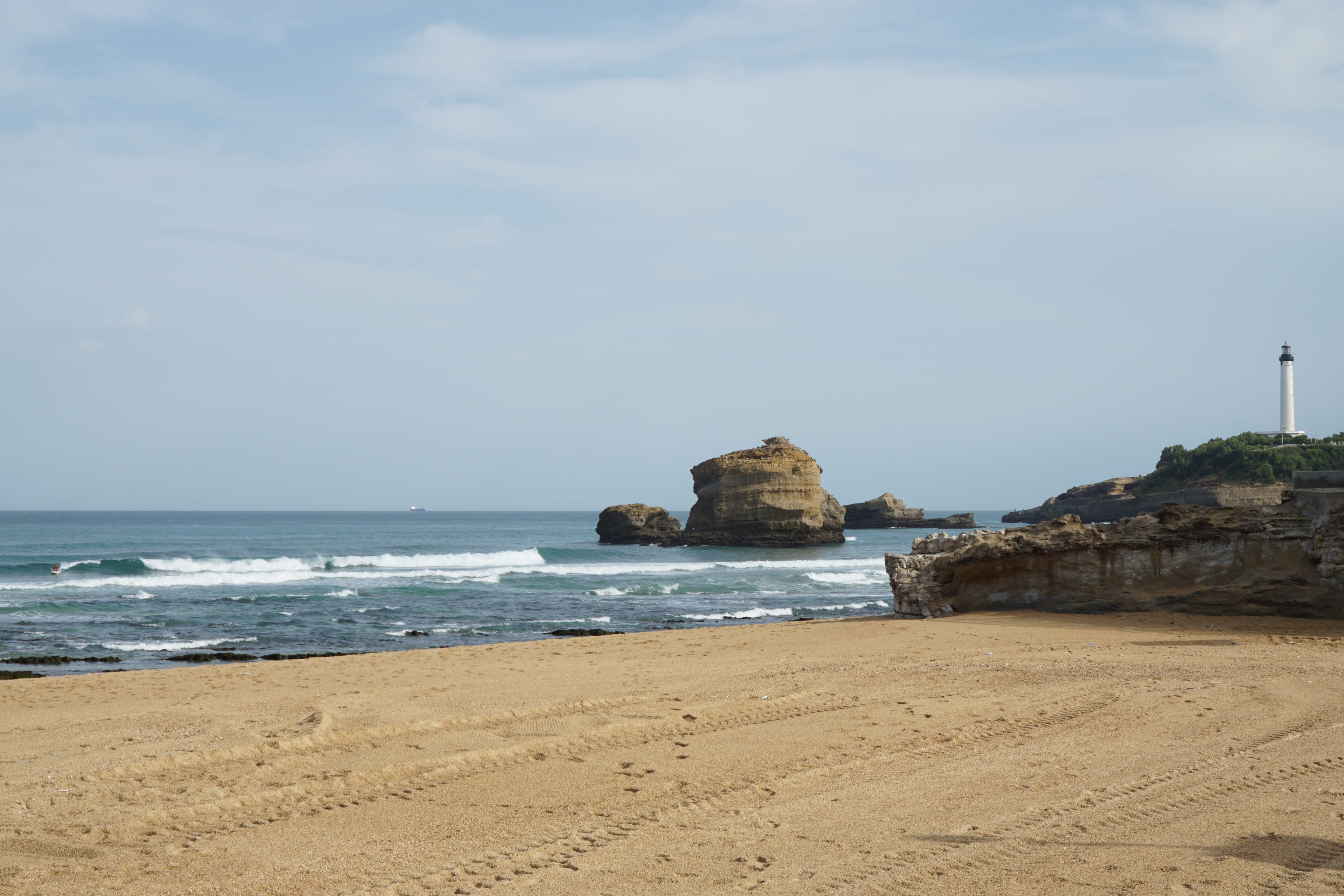 outdoors, france, tranquil scene, land, city, sand, rocks, beauty in nature, nature, sea, day, rock - object, wave, rock, solid, waves, horizon over water, HD Wallpaper