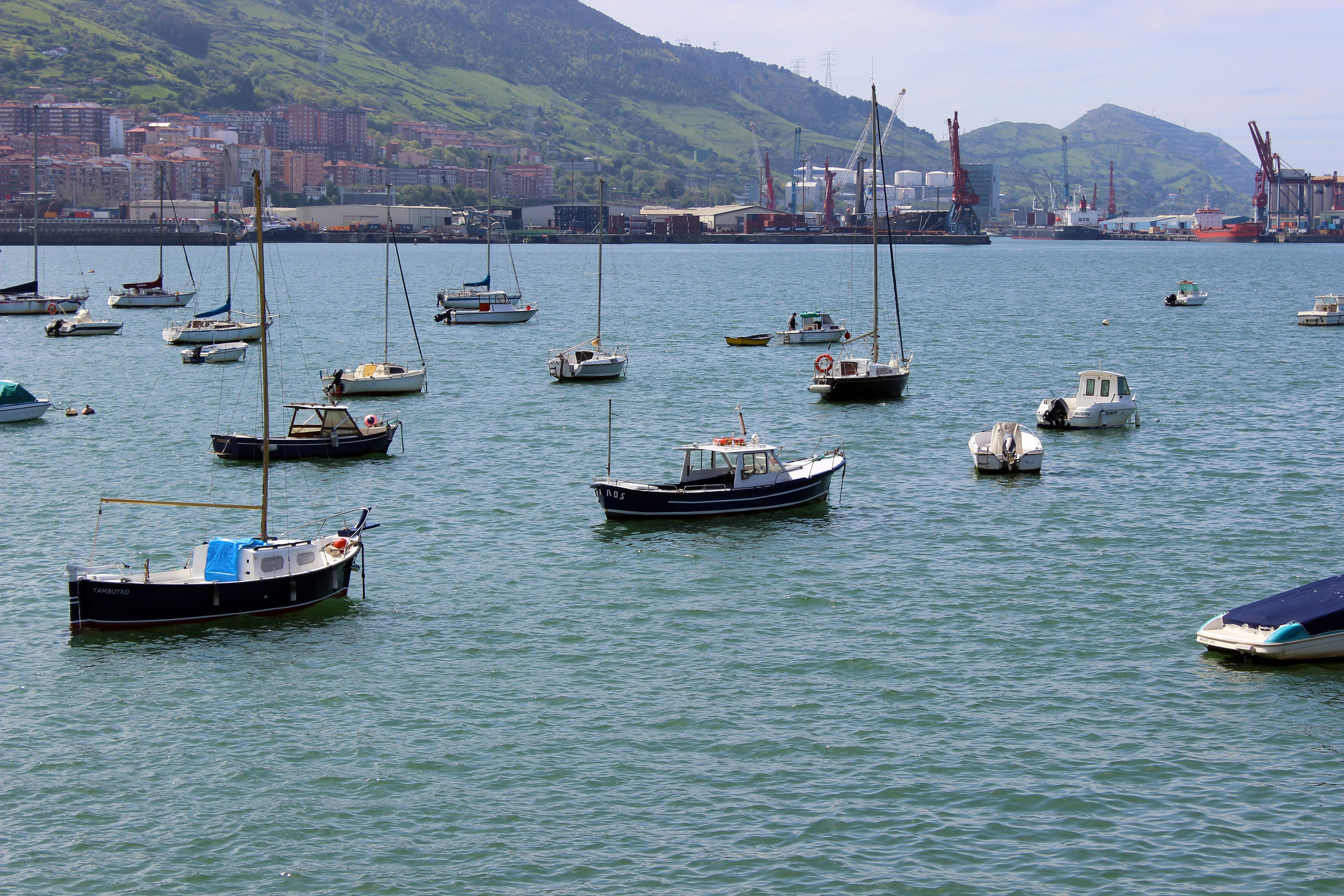 travel destinations, mountain, travel, sailing, yacht, rippled, transportation, day, ocean, biscay, spanish, tourist, europe, harbor, built structure, architecture, HD Wallpaper