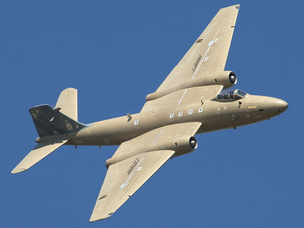 hd, Canberra, Royal Air Force, aircraft, electric, English Electric, 480P, art, english, military, HD Wallpaper