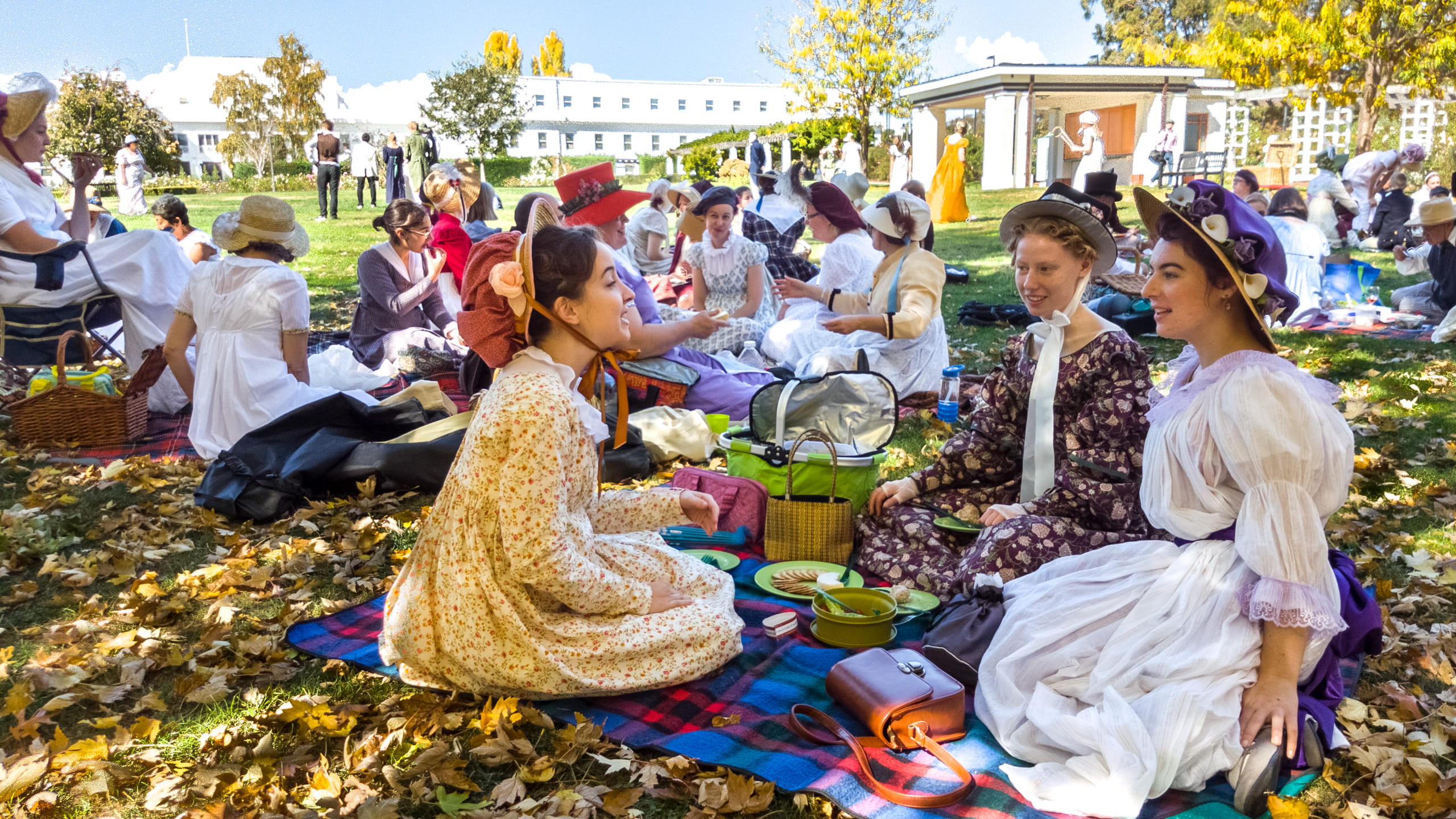 picnic, event, russell, celebration, crowd, 2K, canberra central, women, sitting, men, day, leisure activity, nature, outdoors, traditional clothing, sunlight, HD Wallpaper