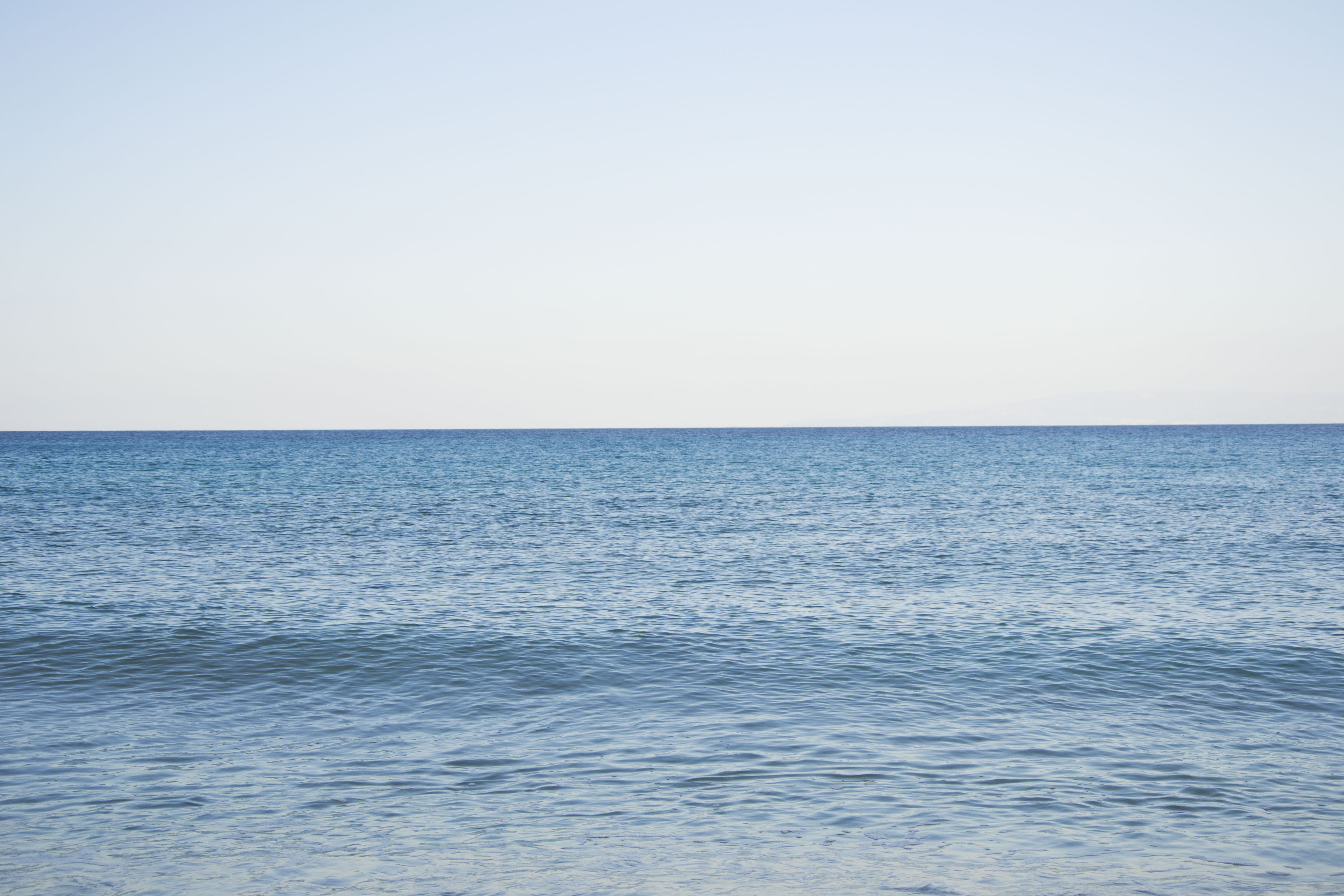 abstract, seascape, tranquility, sky, sparse, scenics - nature, sea, outdoors, 4K, purity, copy space, backgrounds, blue, horizon over water, water, clear sky, HD Wallpaper