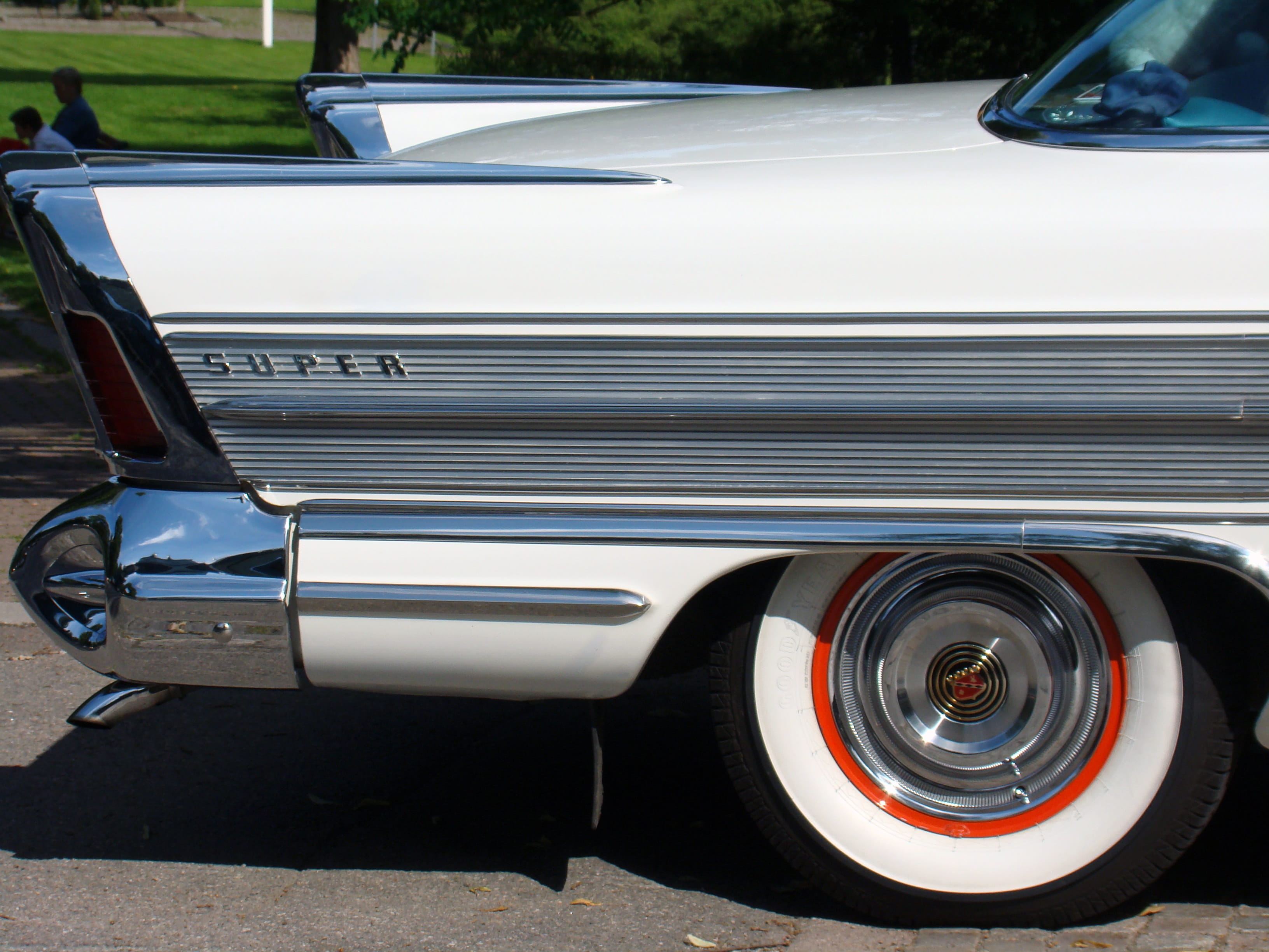 50 S, white, no people, 2K, day, vintage car, transportation, tire, headlight, car, city, land vehicle, motor vehicle, chrome, parking, wheel, outdoors, HD Wallpaper
