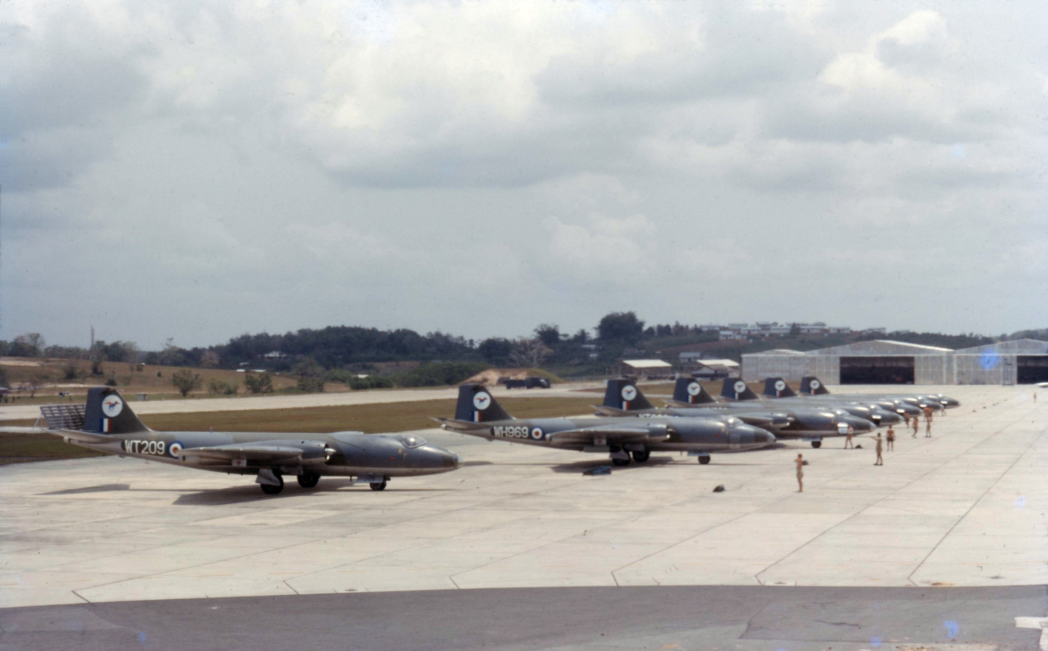 royal air force, electric, canberra pr9, bomber, kingdom, english, reconnaissance, 1951, jet, ground attack, united, aircrafts, 2K, HD Wallpaper