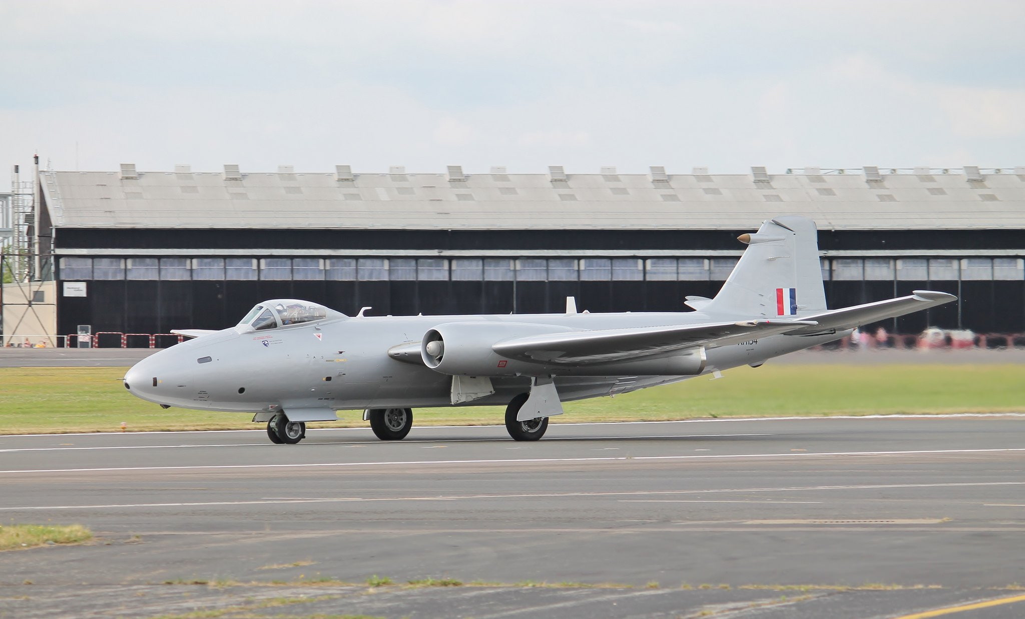 jet, aircrafts, 1080P, canberra pr9, bomber, electric, united, reconnaissance, royal air force, english, 1951, ground attack, kingdom, HD Wallpaper