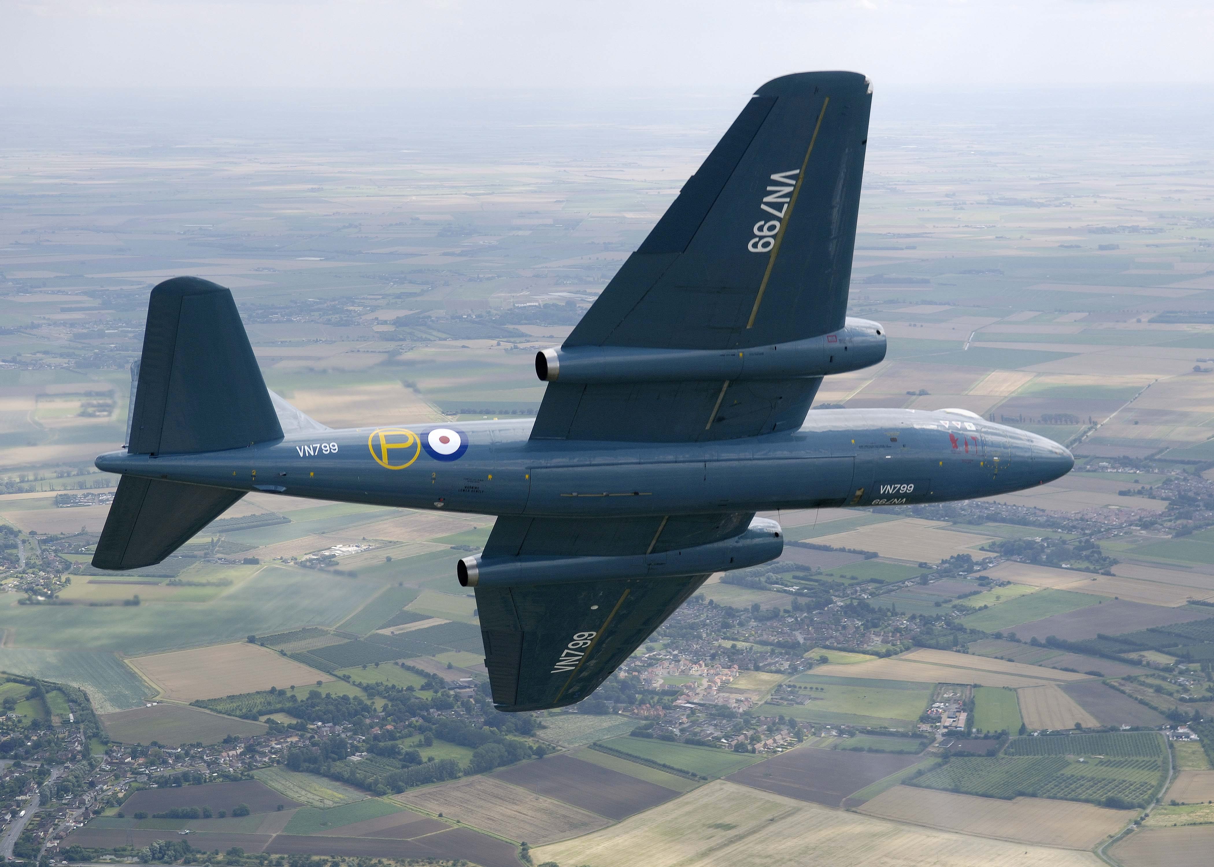 ground attack, kingdom, bomber, 1951, jet, canberra pr9, english, reconnaissance, 4K, united, aircrafts, electric, royal air force, HD Wallpaper